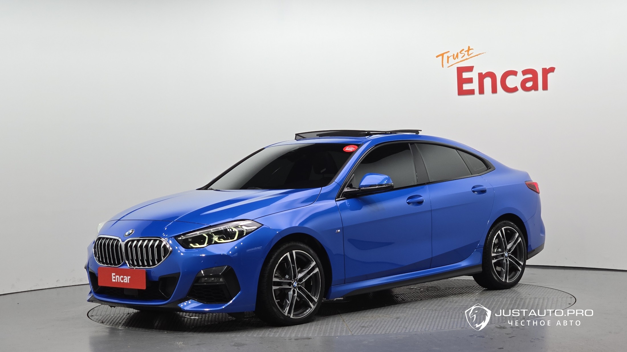 Автомобиль BMW 2-Series