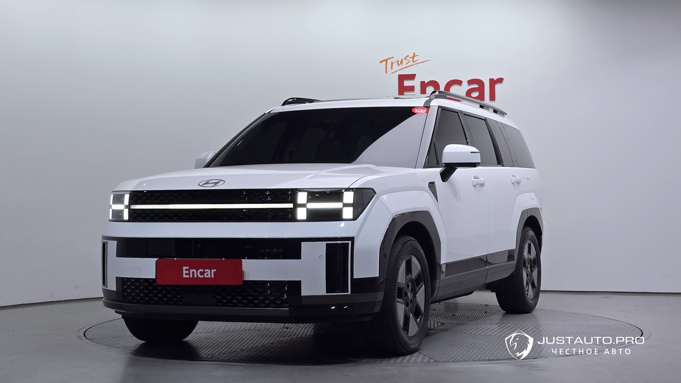 Автомобиль Hyundai Santafe