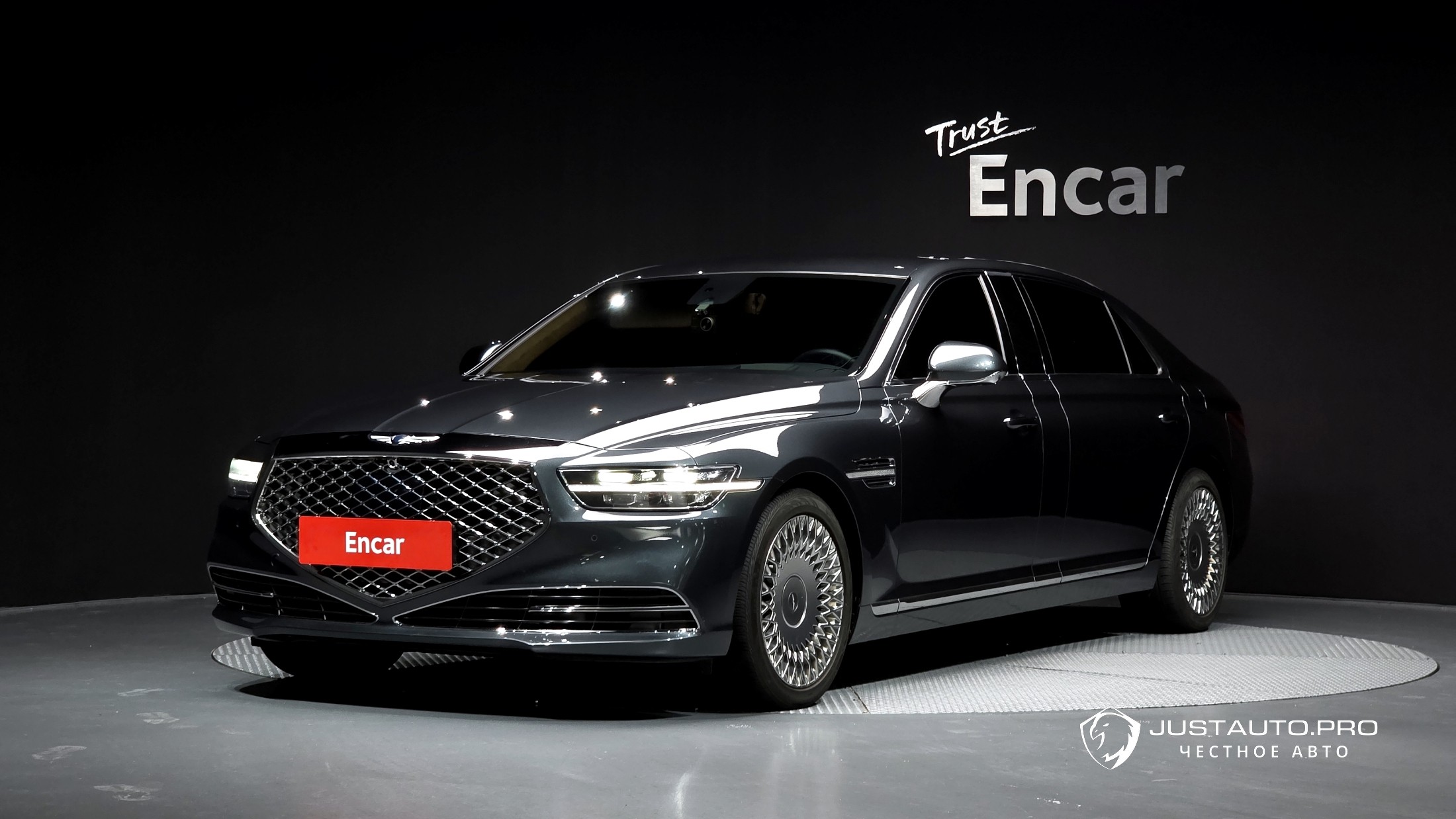 Автомобиль Genesis G90