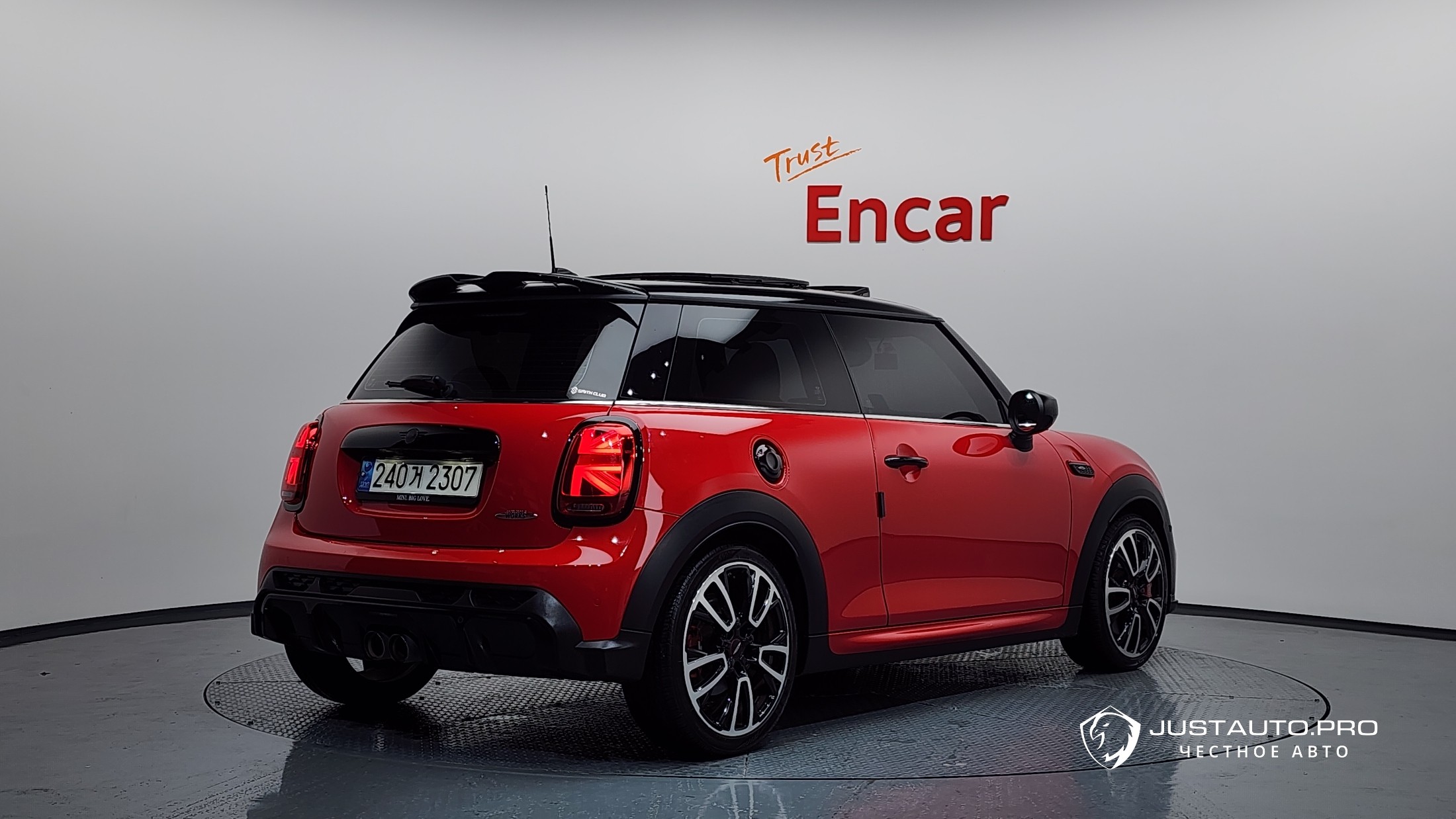 Автомобиль Mini Cooper