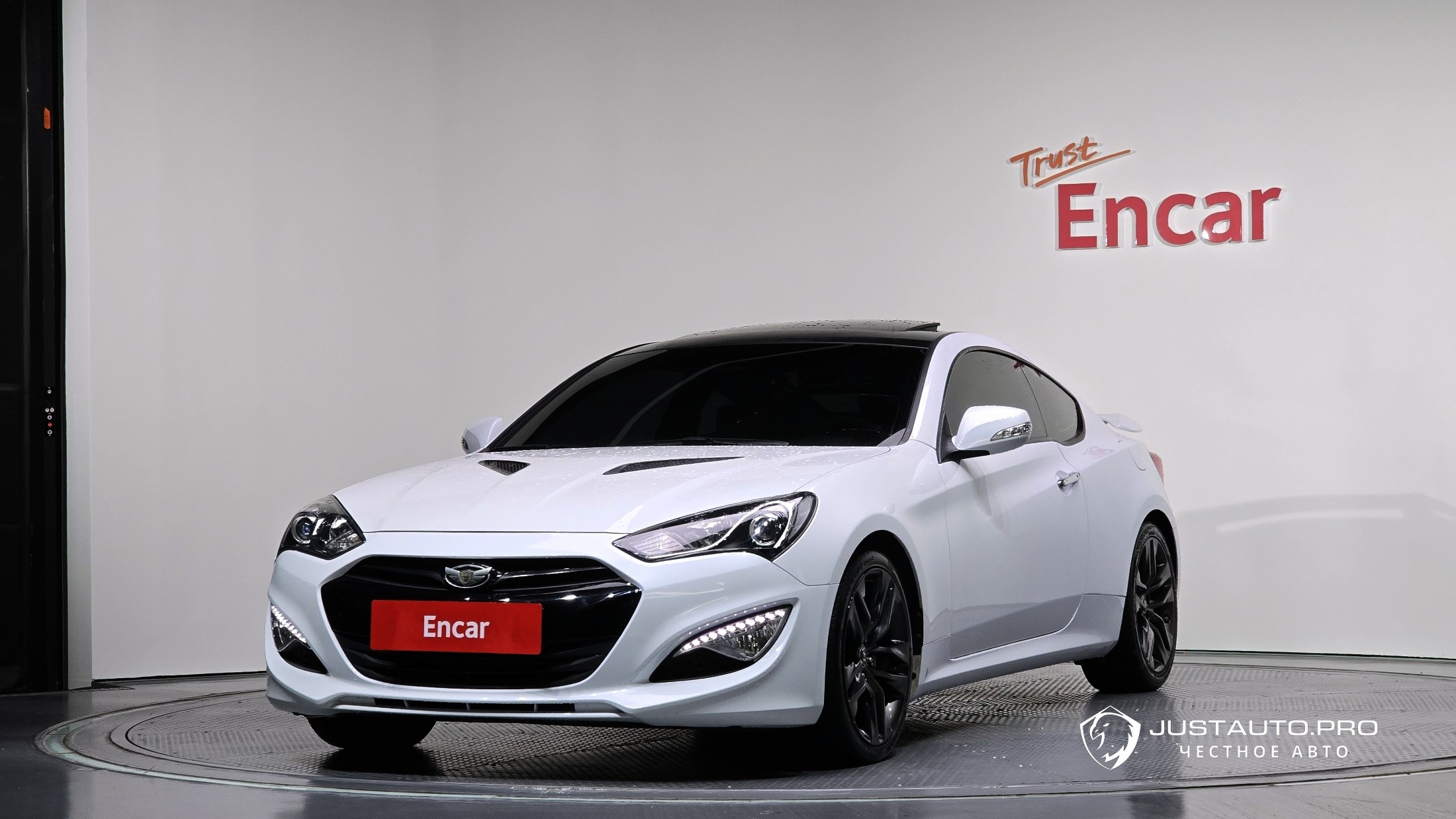 Автомобиль Hyundai Genesis