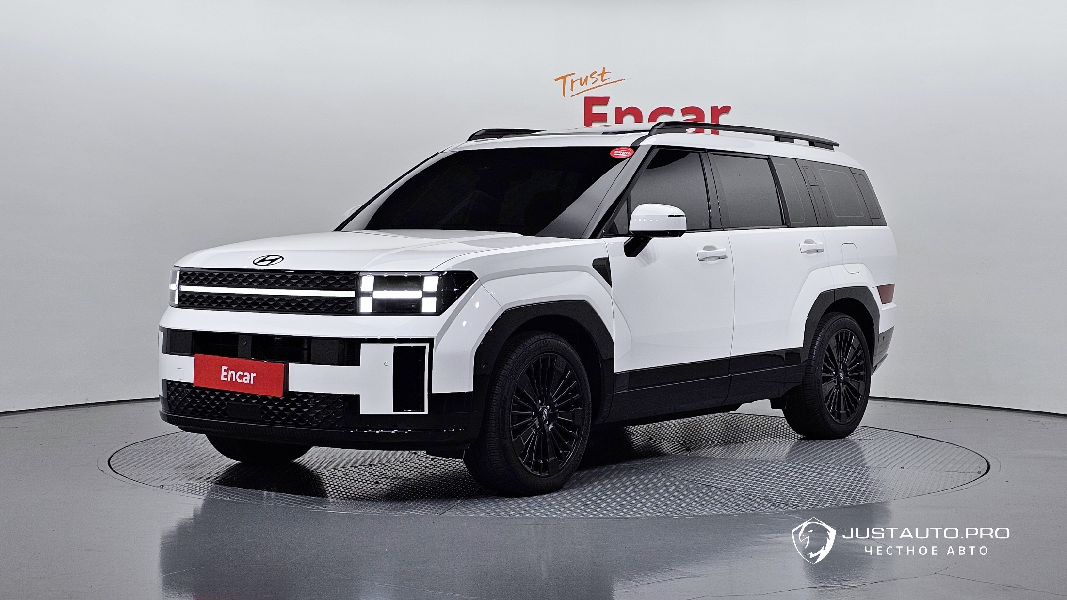 Автомобиль Hyundai Santafe