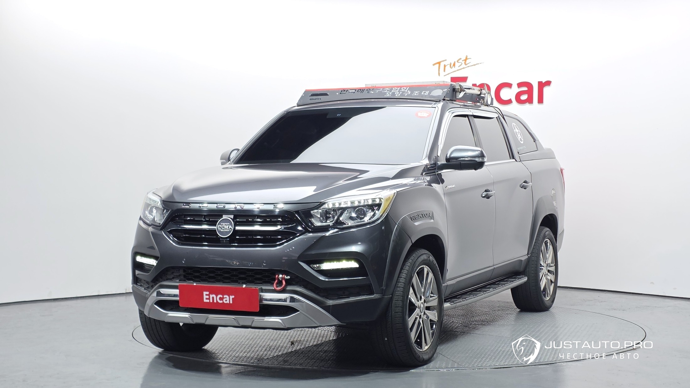 Автомобиль KG_Mobility_Ssangyong Rexton