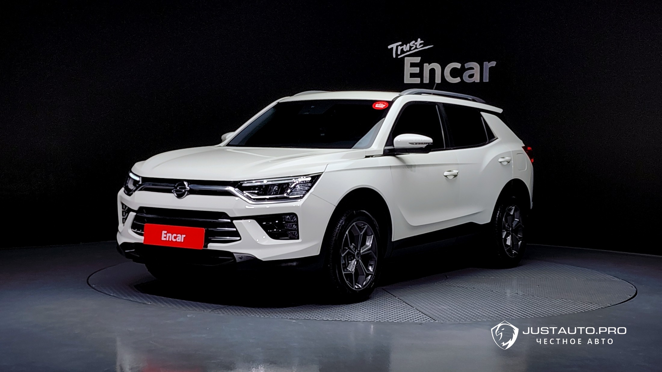 Автомобиль KG_Mobility_Ssangyong KORANDO