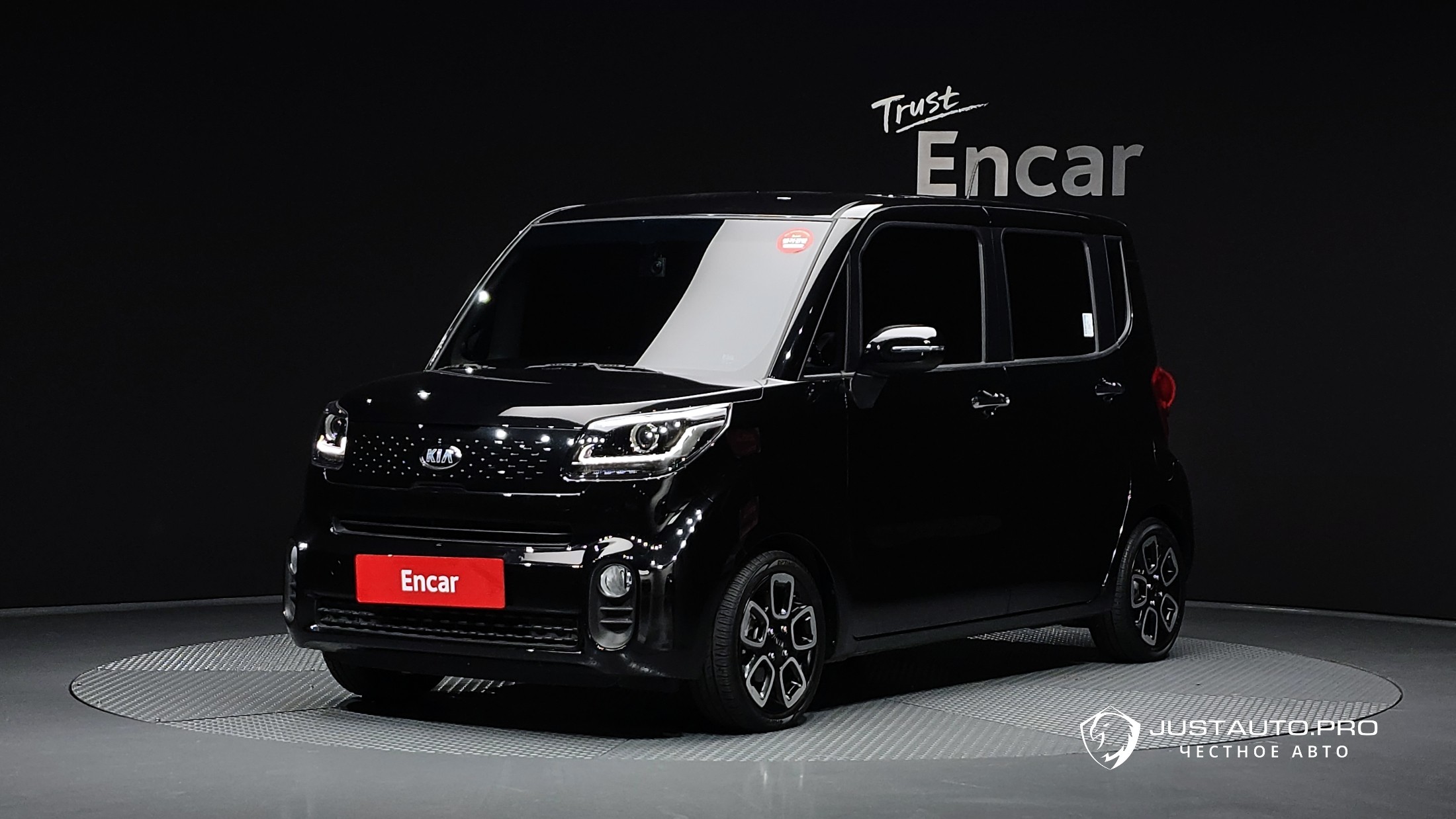 Автомобиль Kia RAY