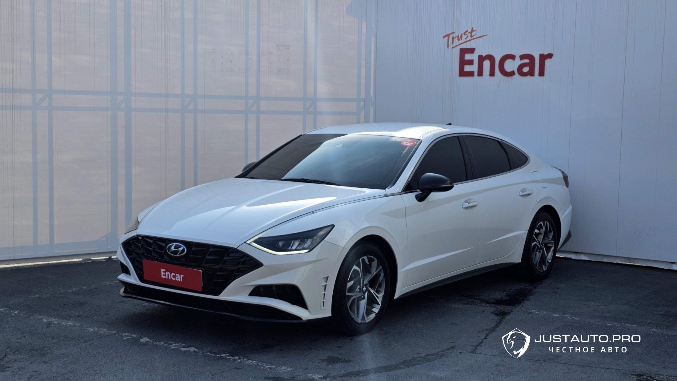 Автомобиль Hyundai Sonata