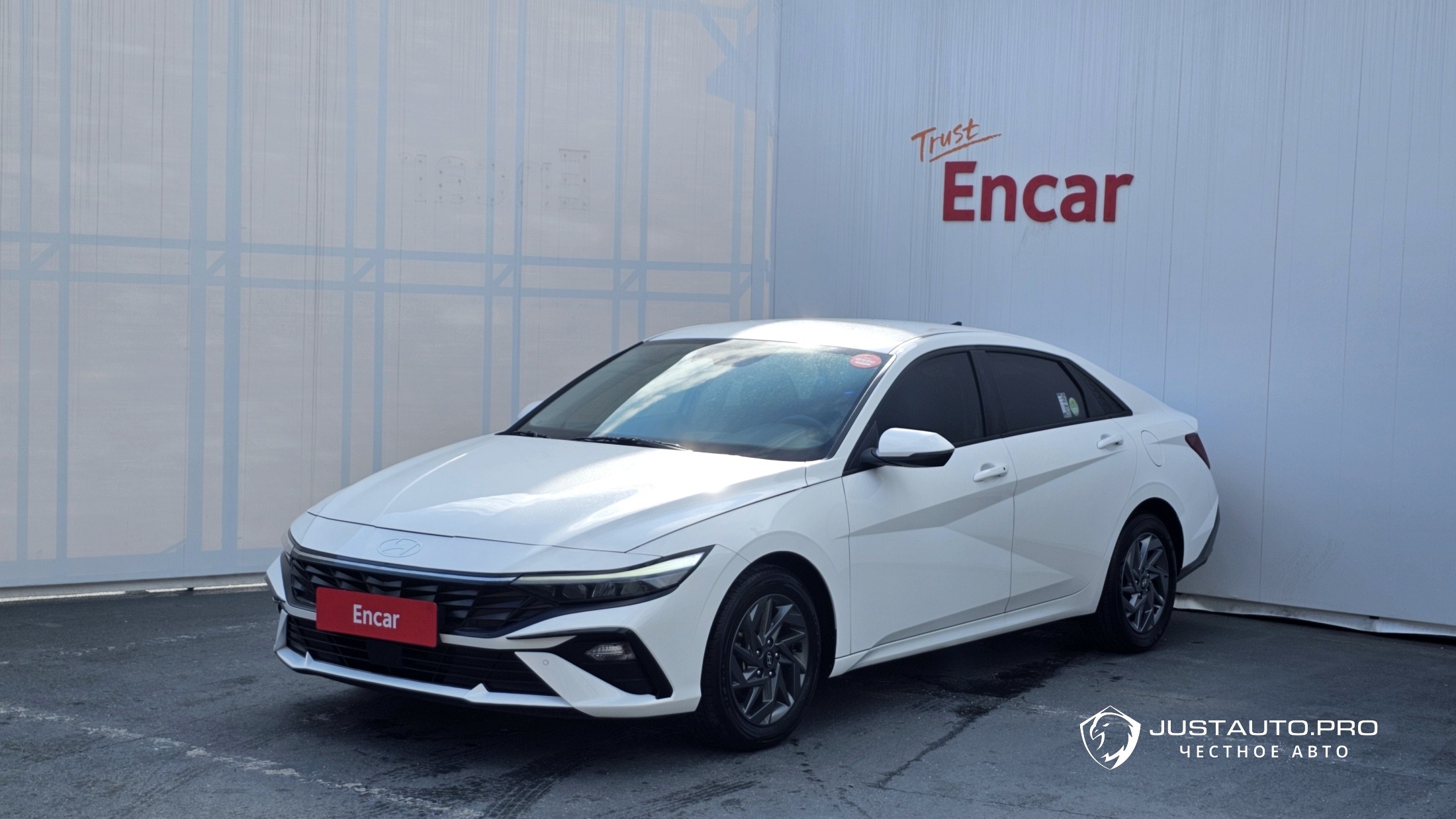 Автомобиль Hyundai AVANTE