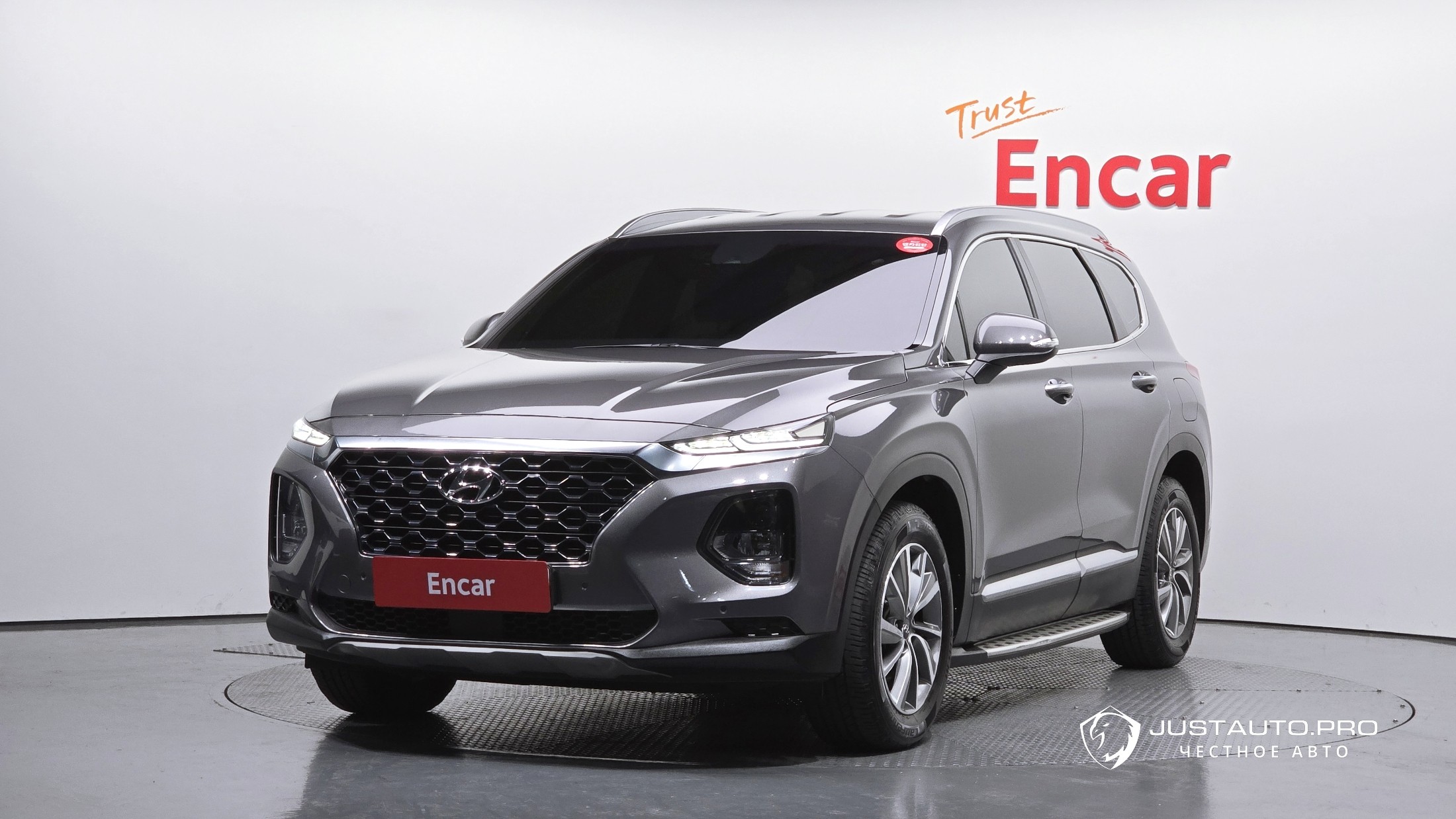 Автомобиль Hyundai Santafe