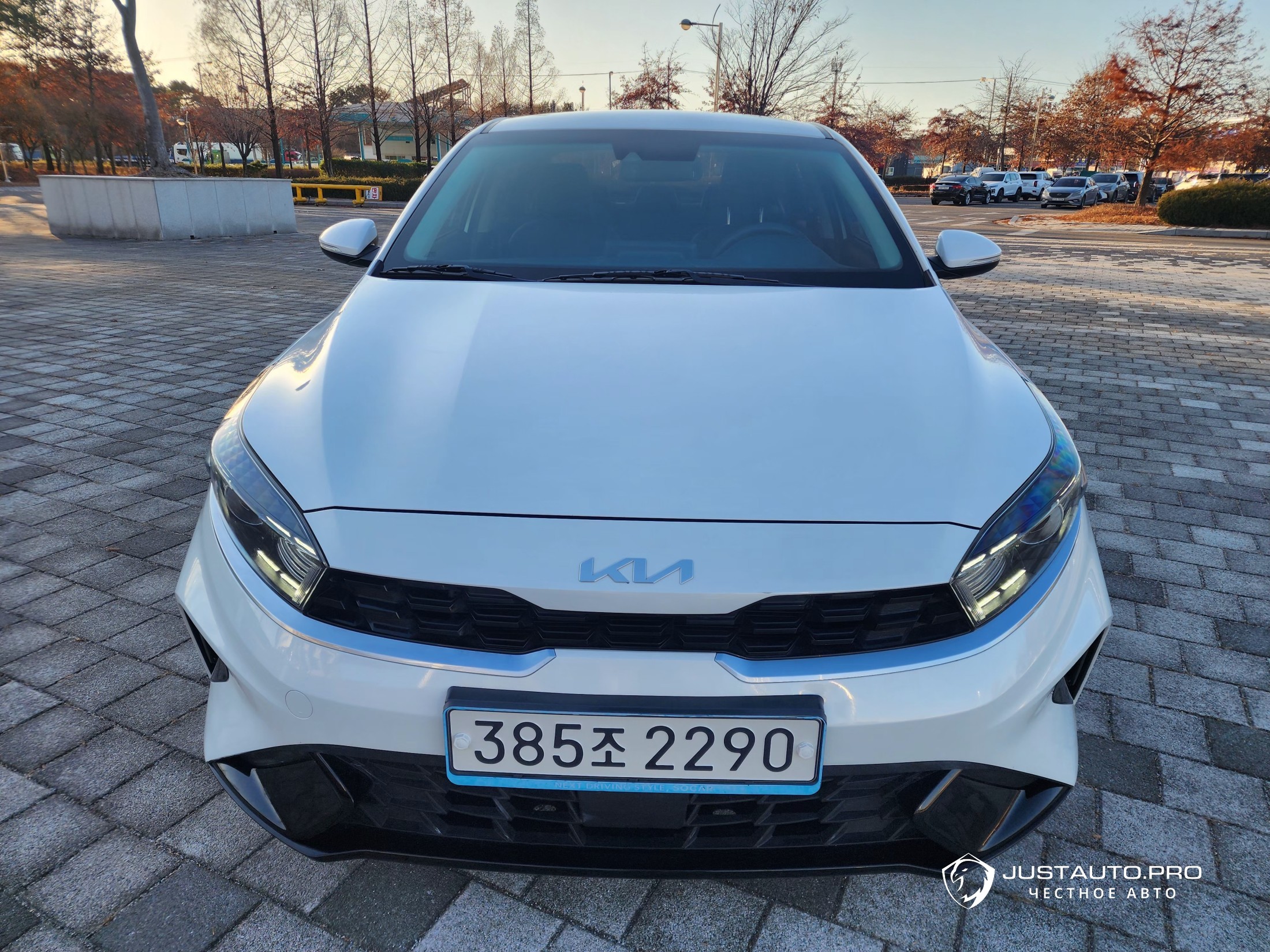 Автомобиль Kia K3