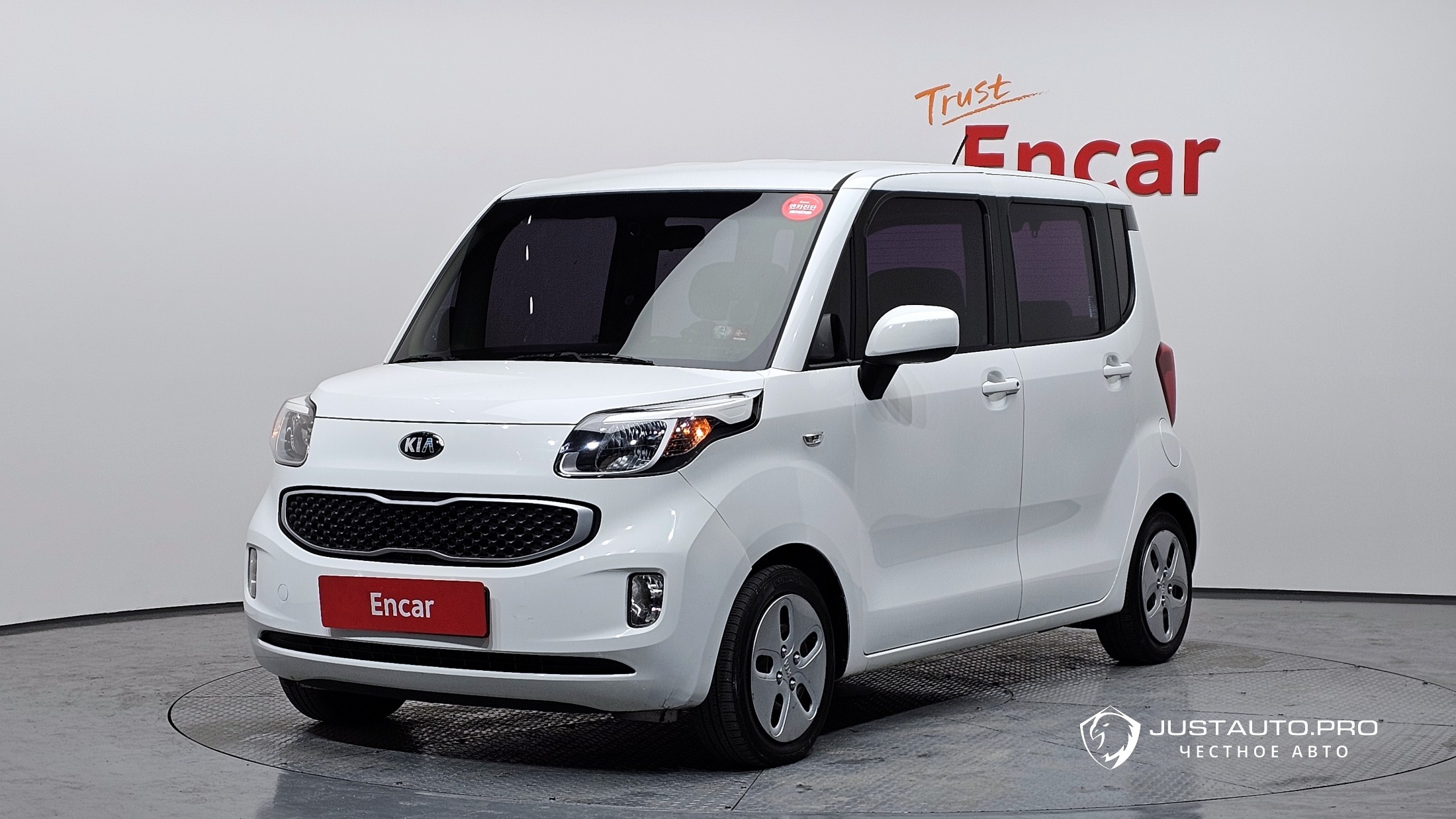 Автомобиль Kia RAY