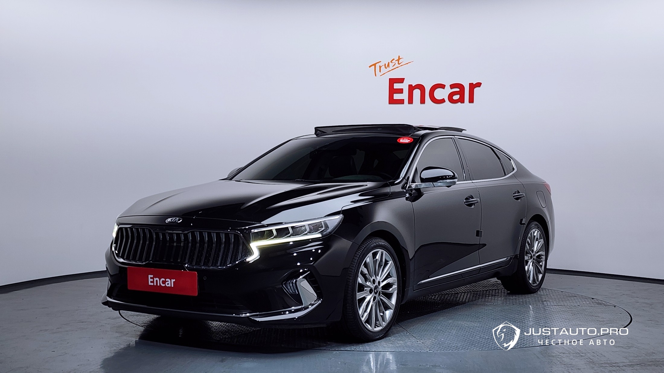 Автомобиль Kia K7