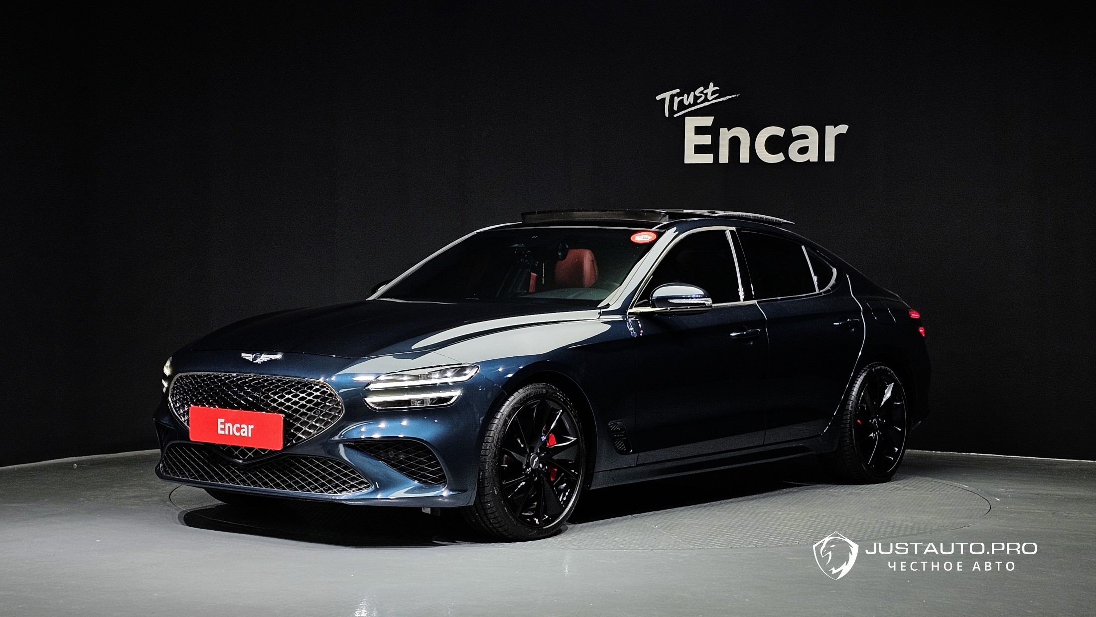 Автомобиль Genesis G70