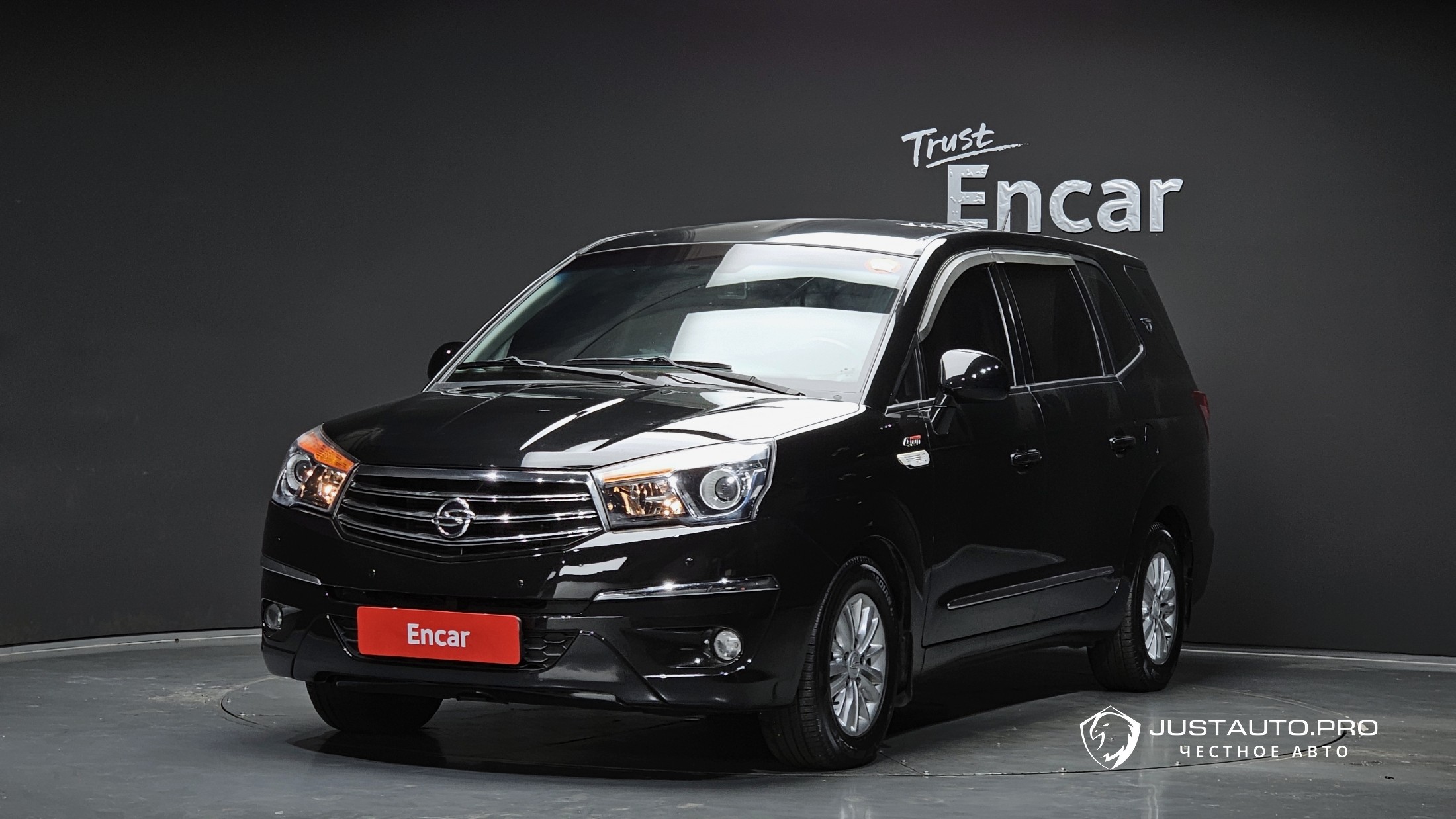 Автомобиль KG_Mobility_Ssangyong KORANDO