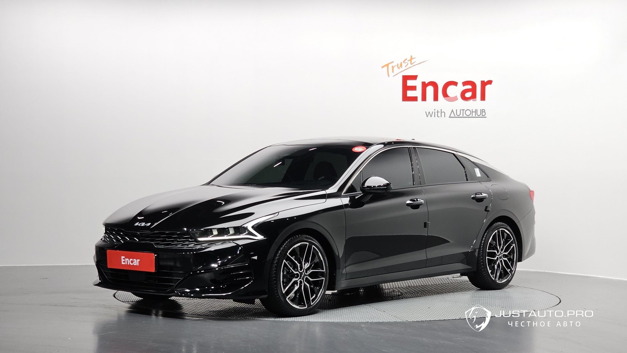 Автомобиль Kia K5