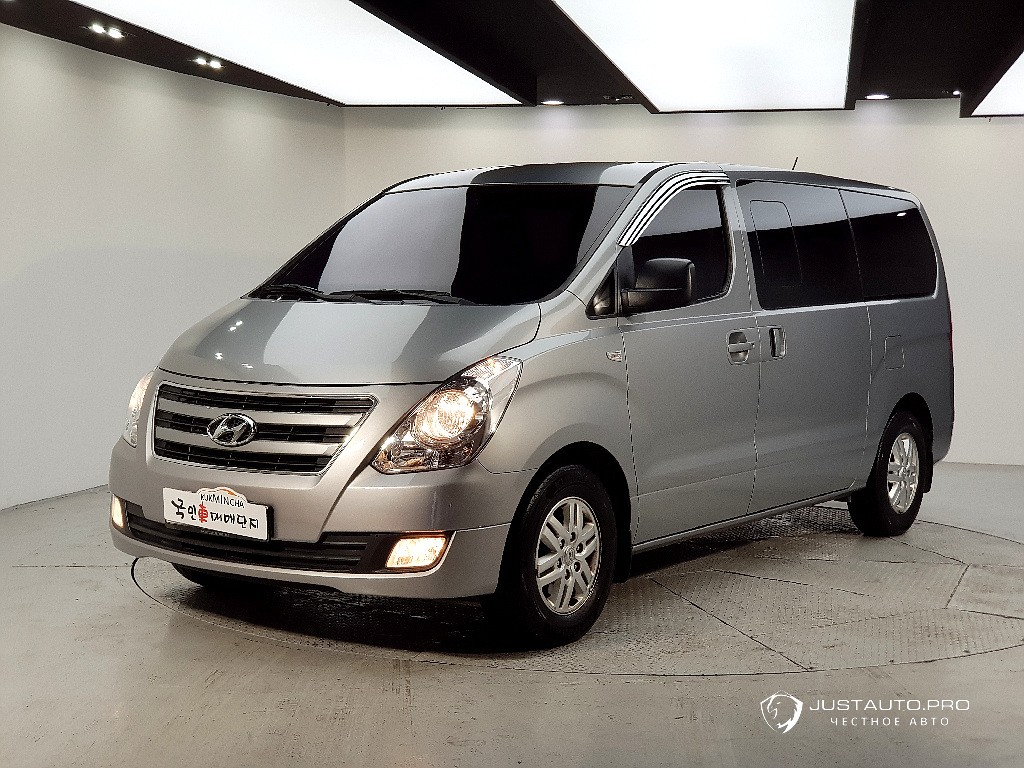 Автомобиль Hyundai Starex