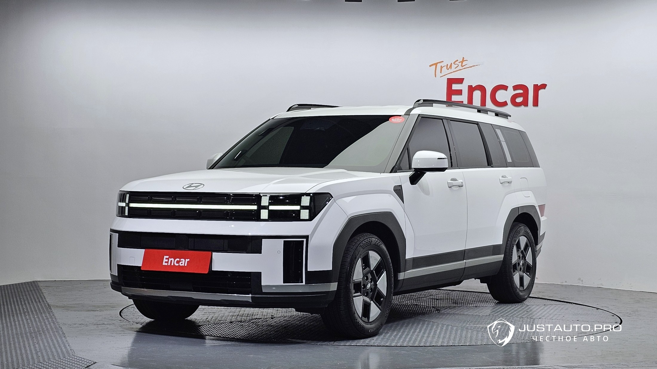 Автомобиль Hyundai Santafe