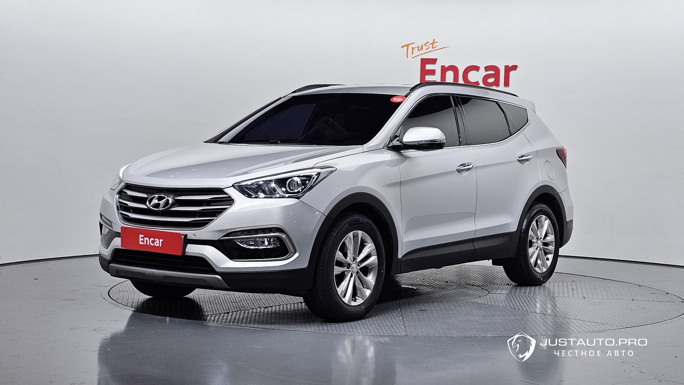 Автомобиль Hyundai Santafe