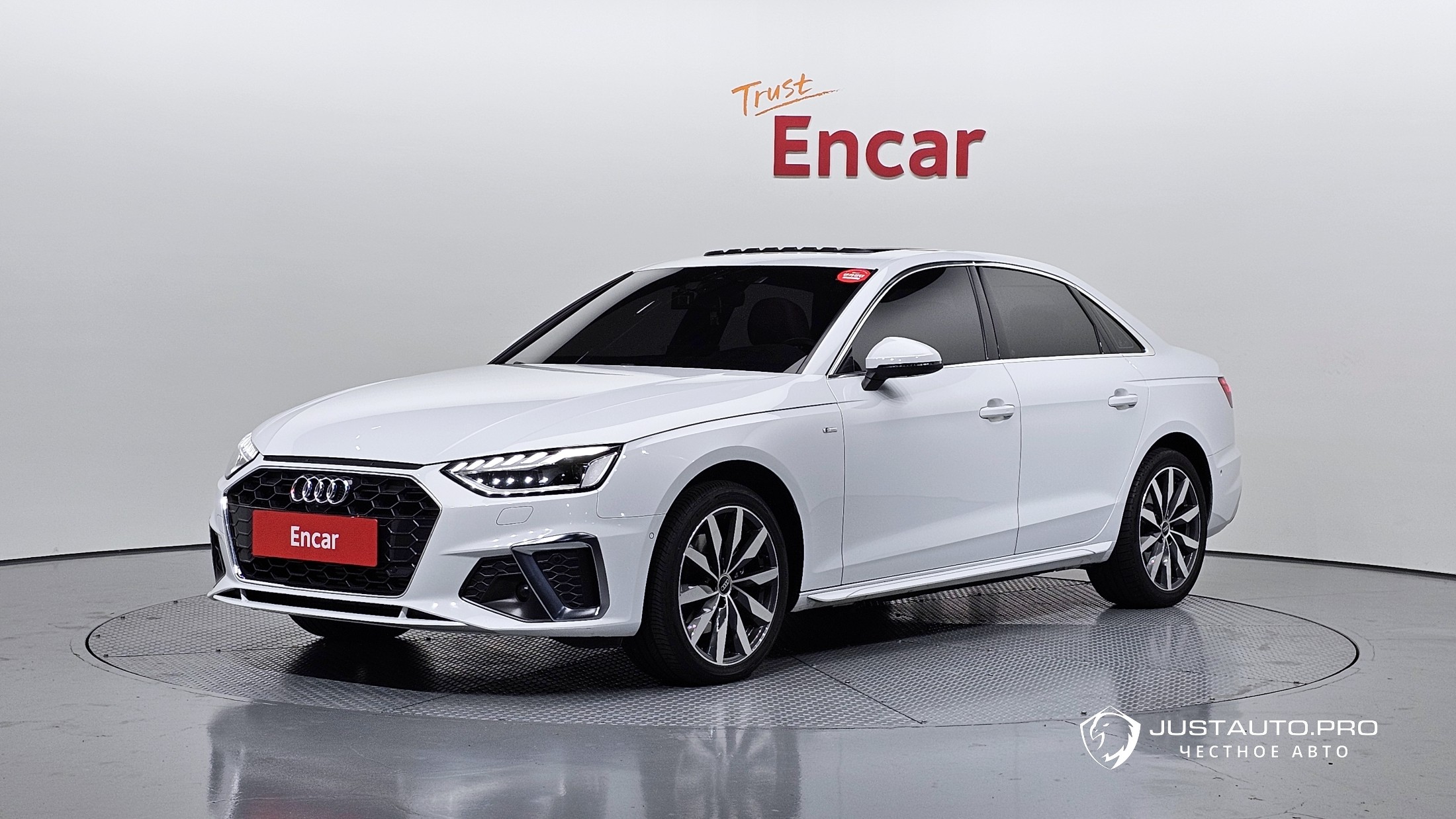 Автомобиль Audi A4