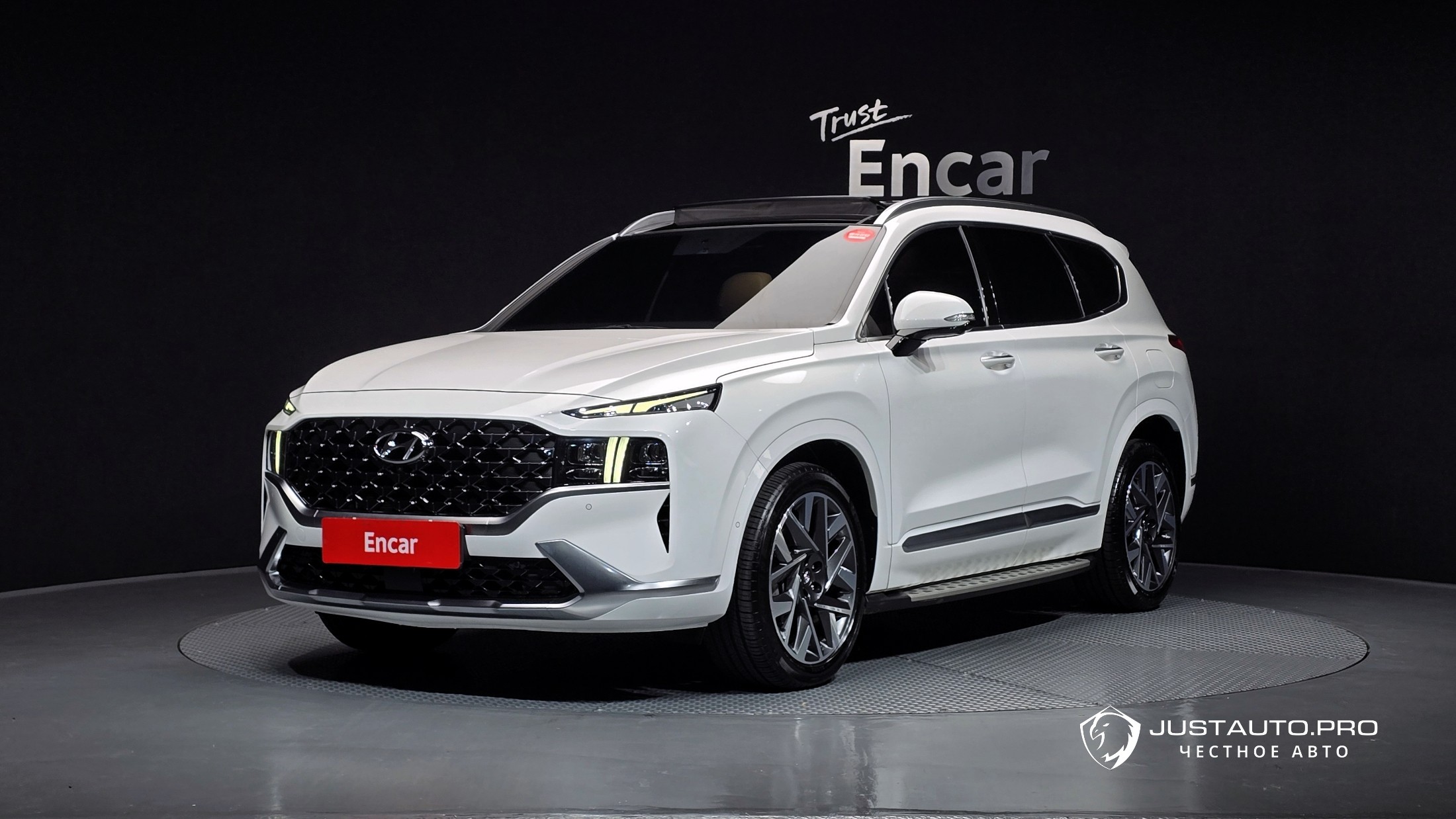 Автомобиль Hyundai Santafe