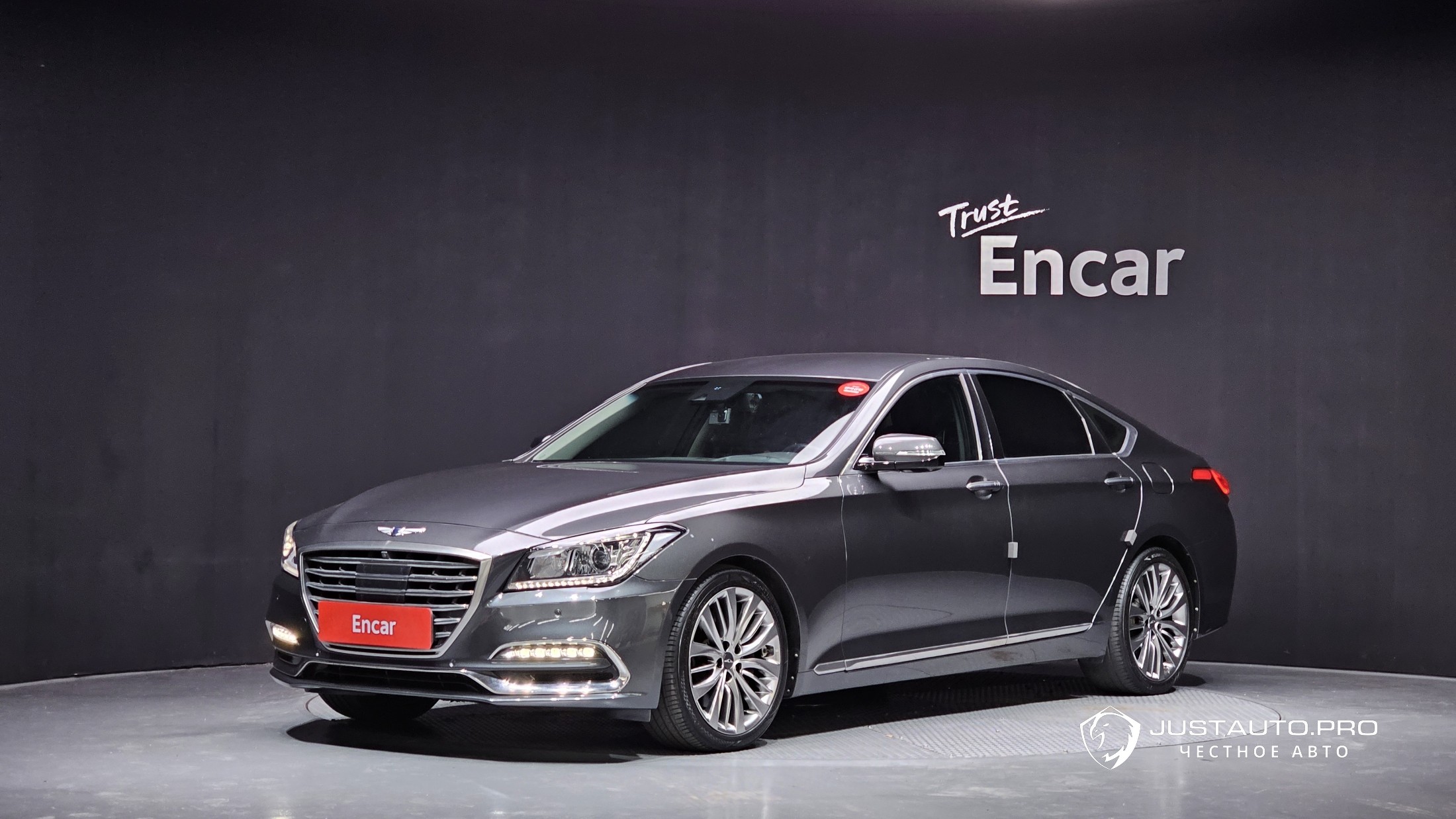 Автомобиль Genesis G80