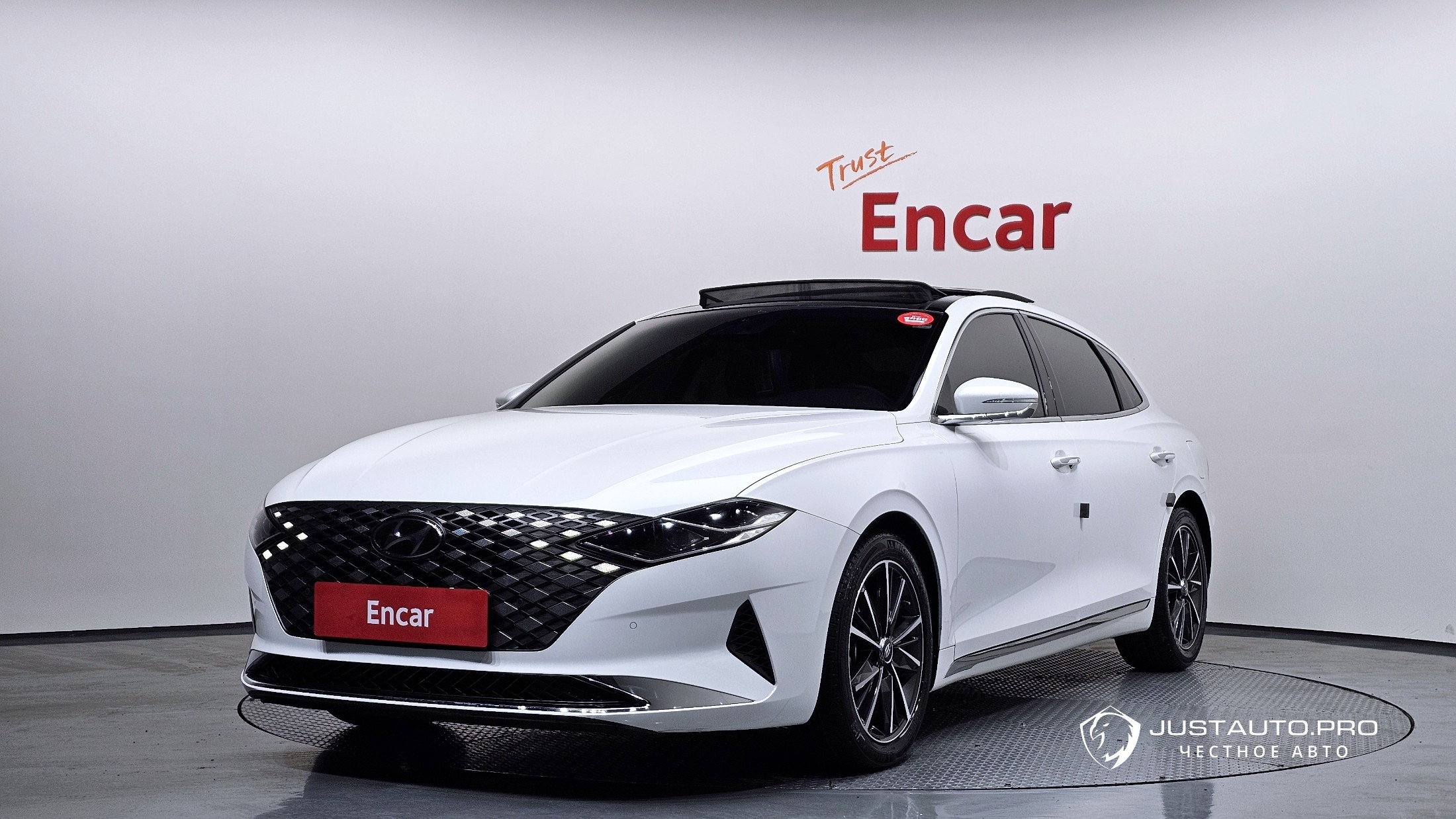 Автомобиль Hyundai Grandeur