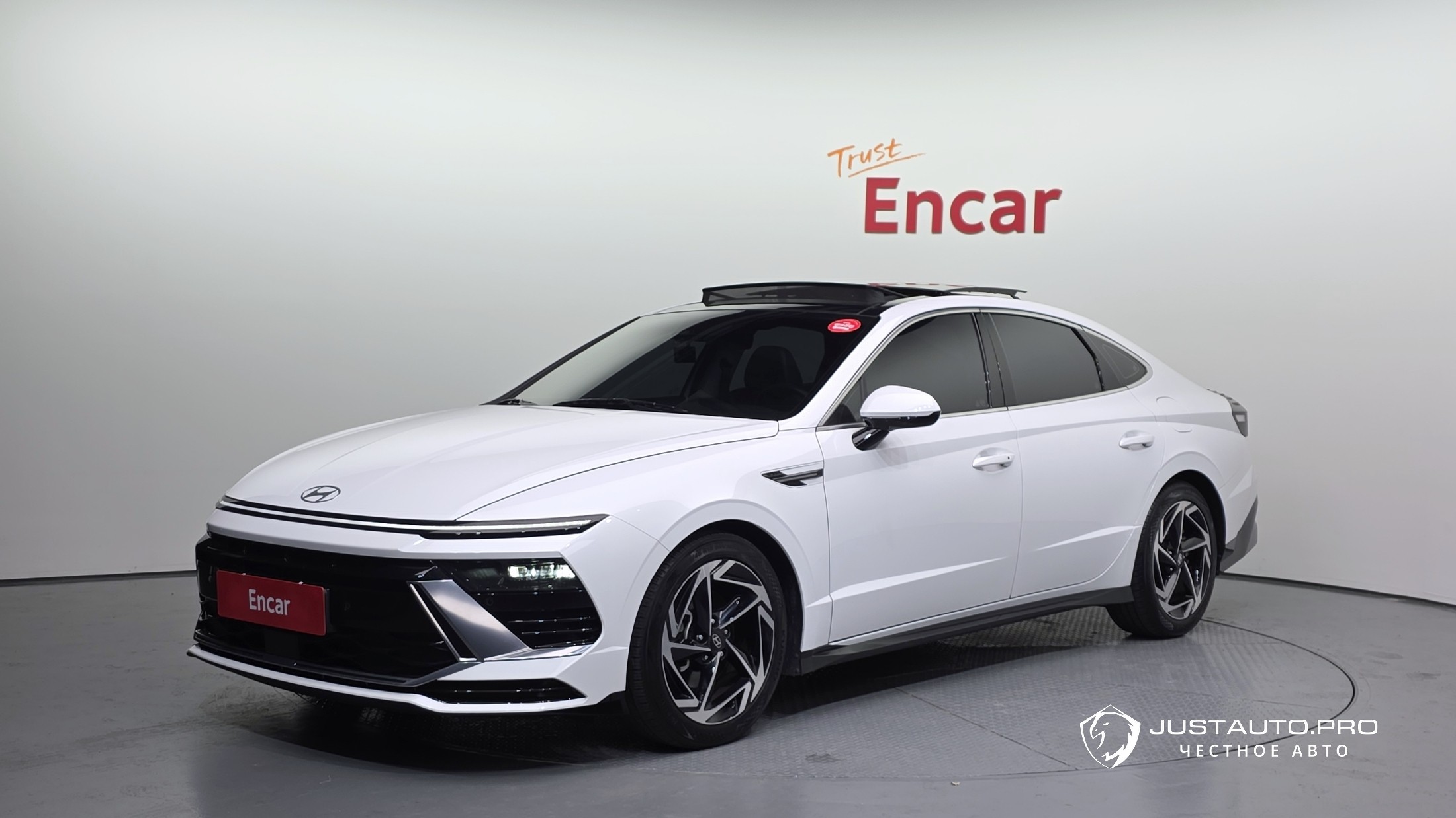 Автомобиль Hyundai Sonata