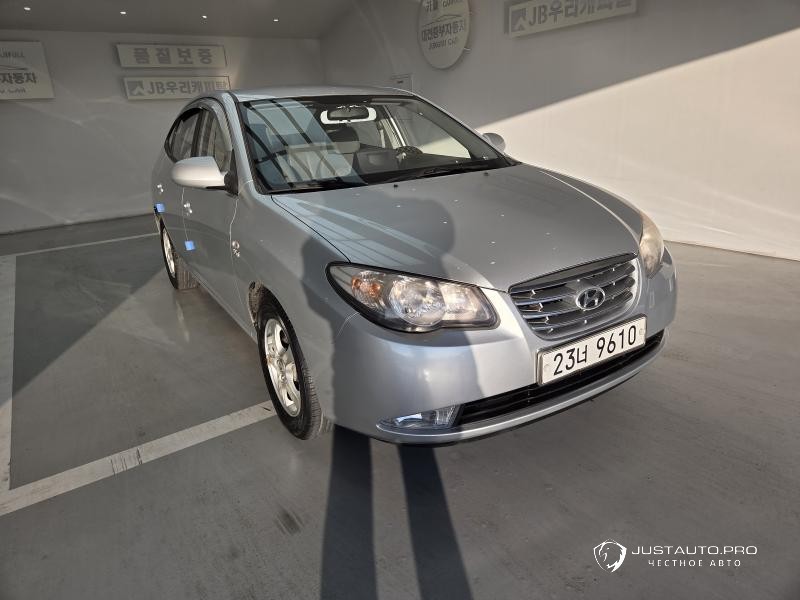 Автомобиль Hyundai AVANTE