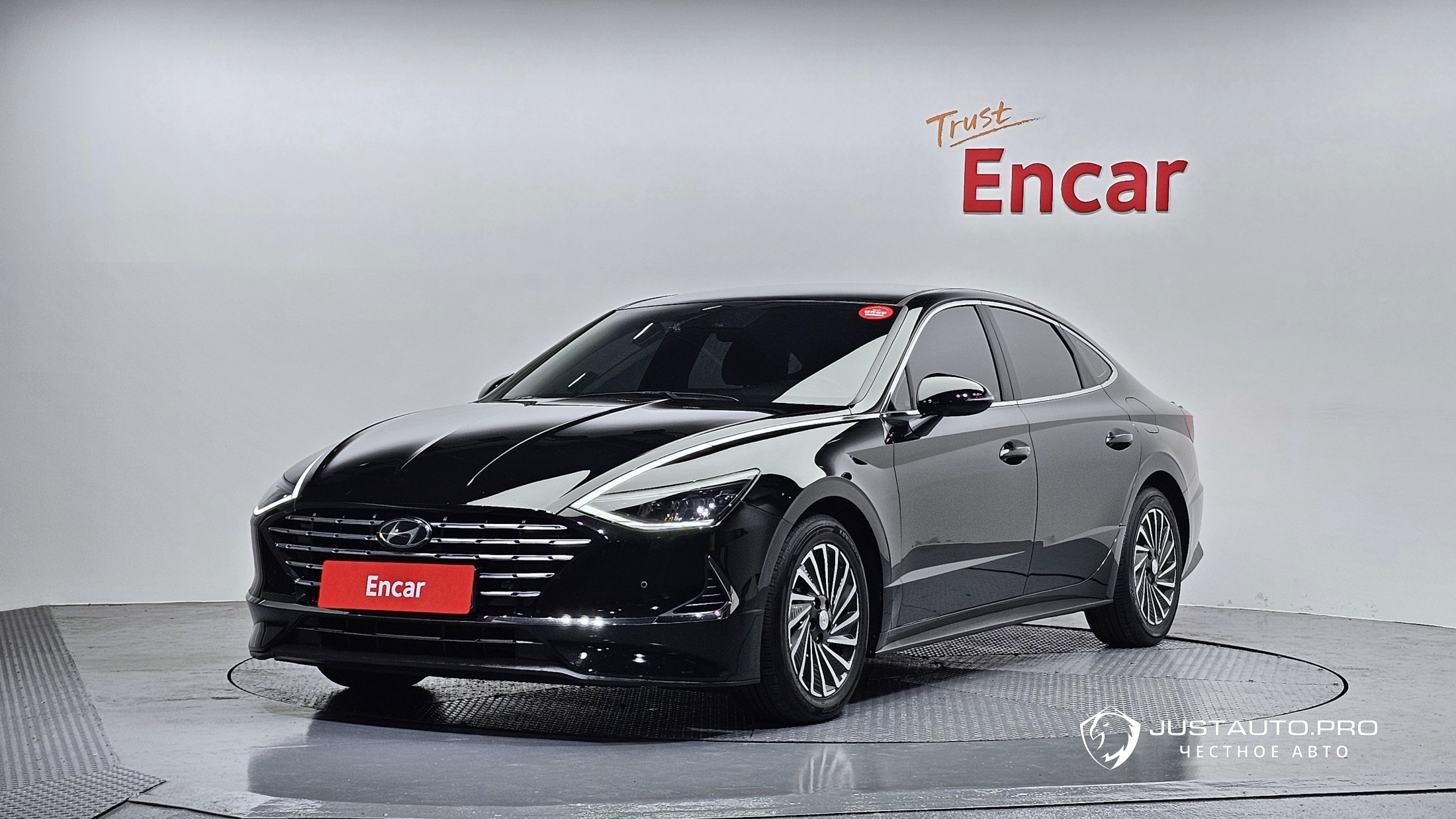 Автомобиль Hyundai Sonata