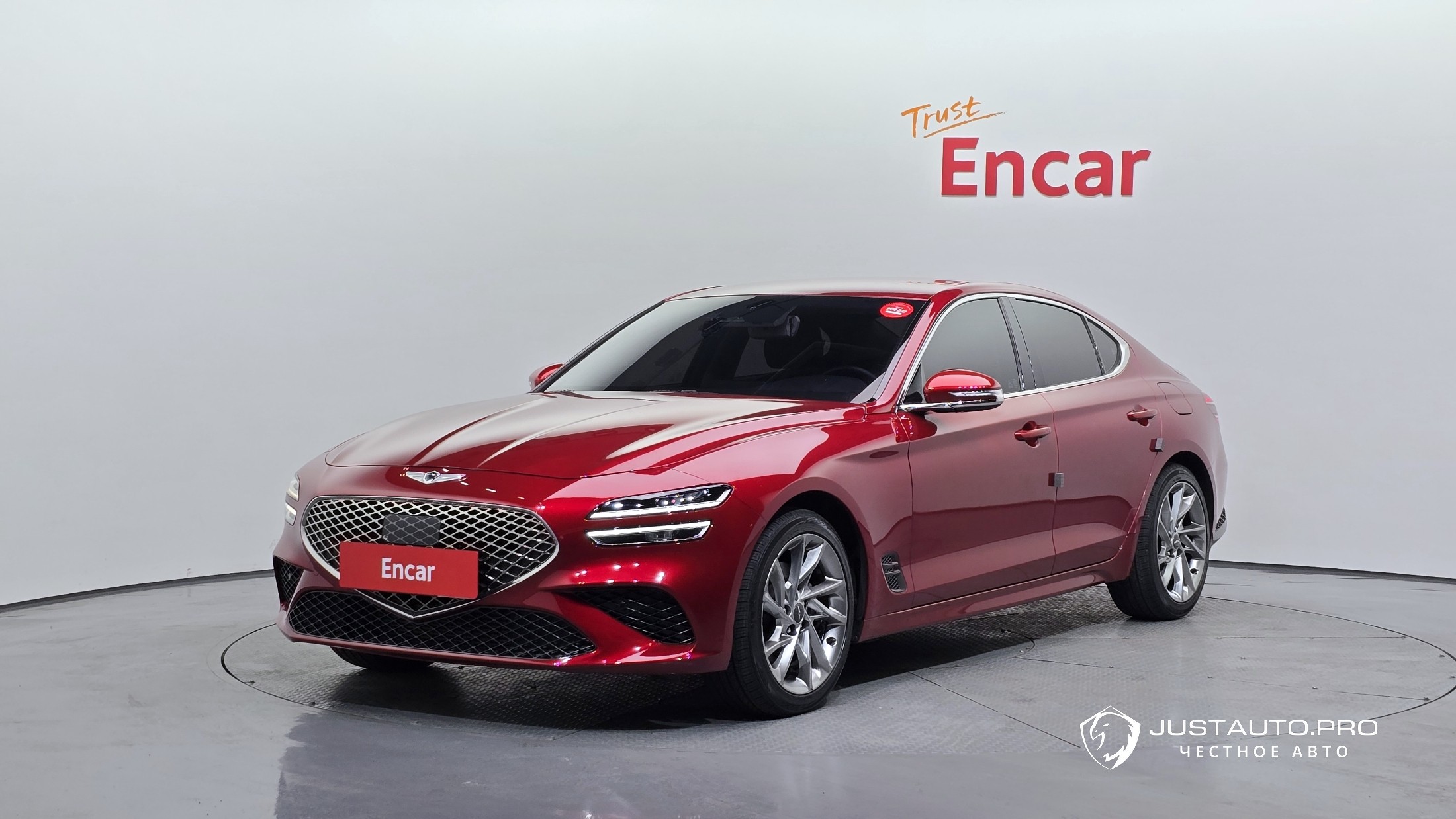 Автомобиль Genesis G70