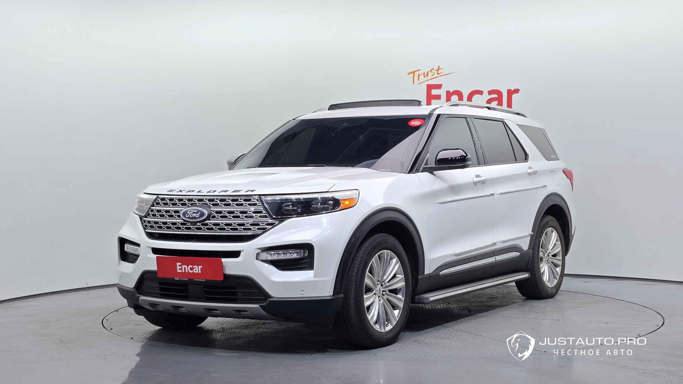 Автомобиль Ford Explorer