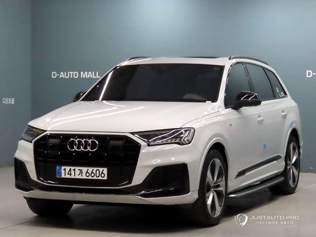 Автомобиль Audi Q7