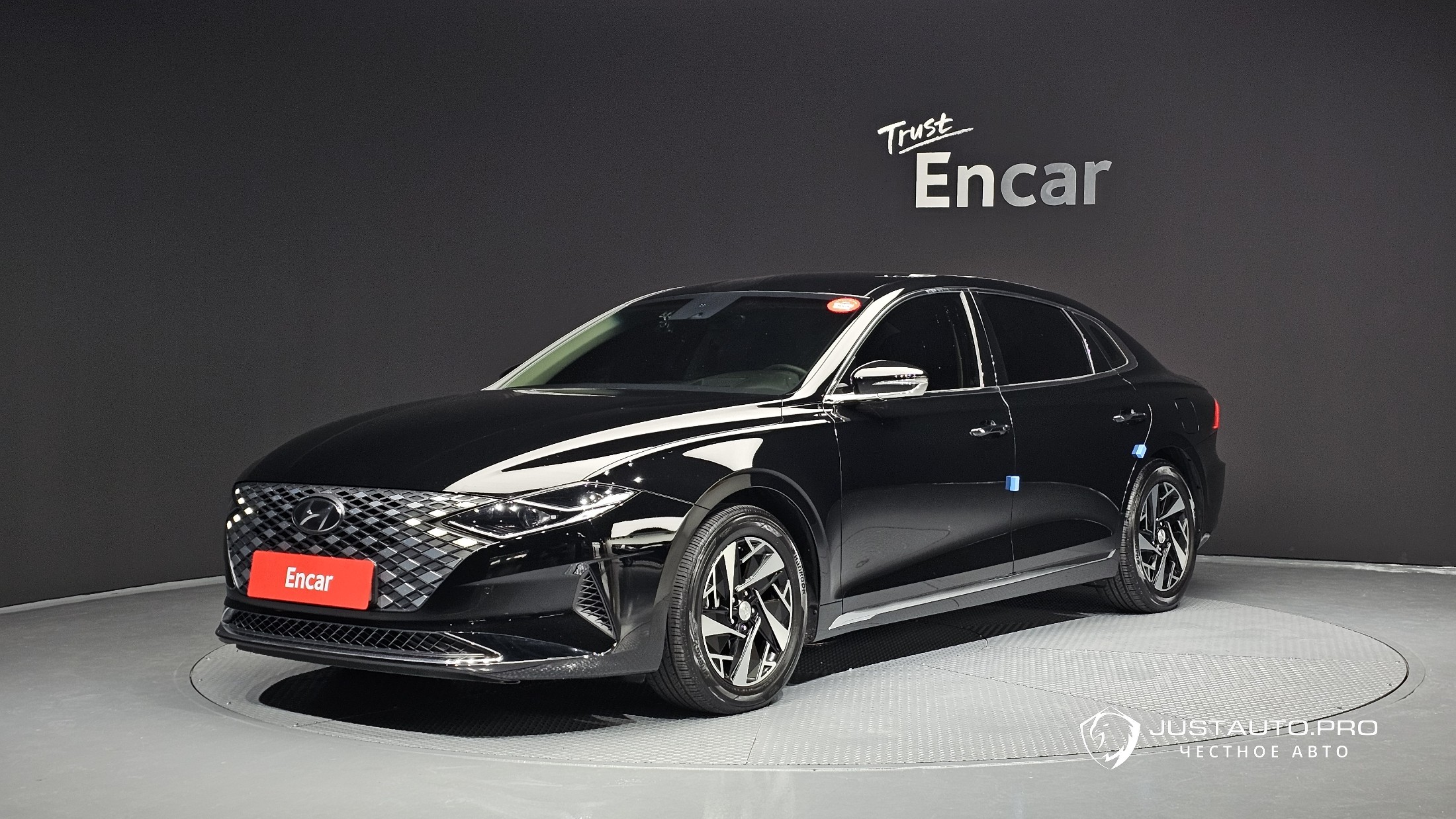 Автомобиль Hyundai Grandeur