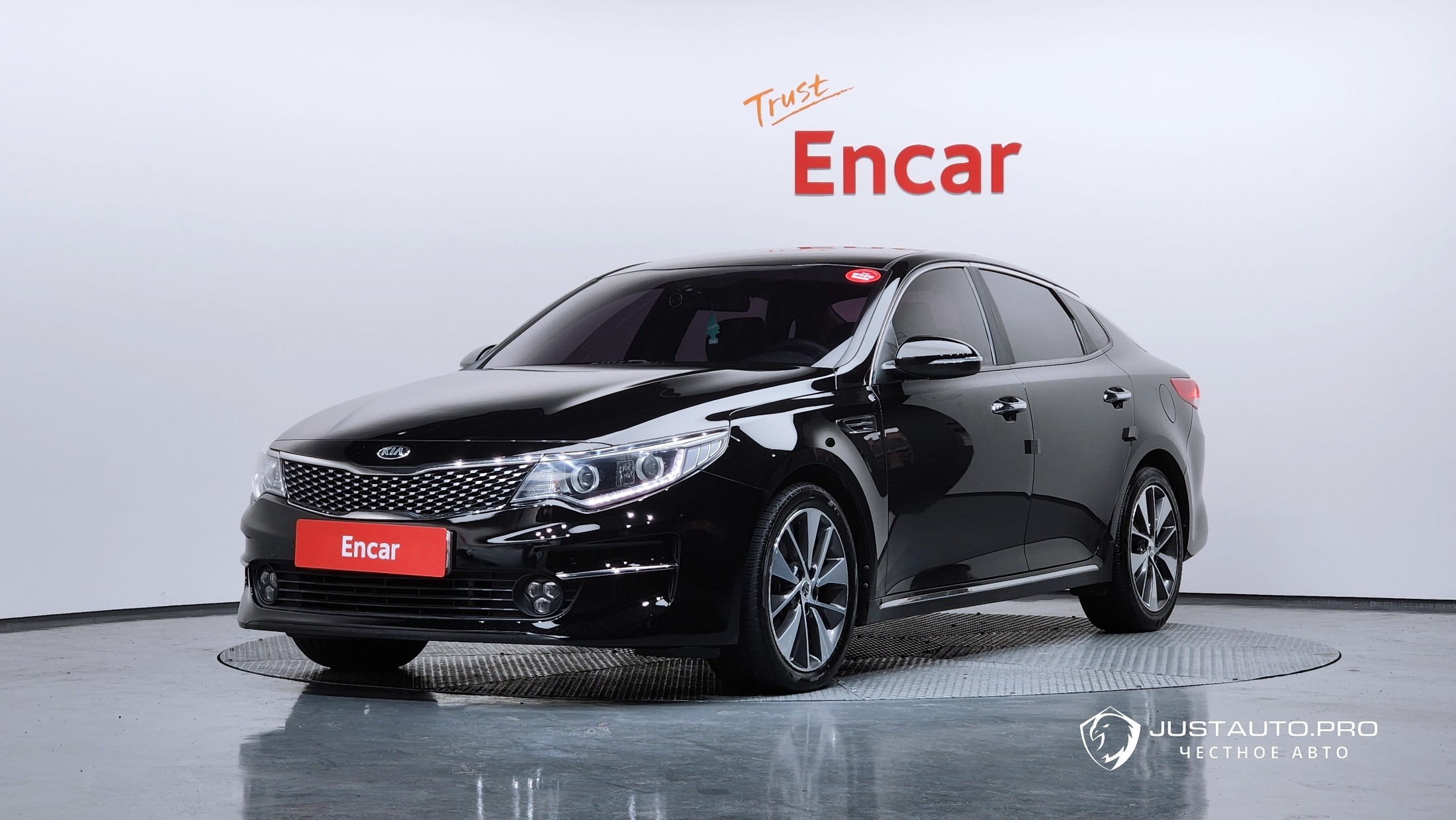 Автомобиль Kia K5