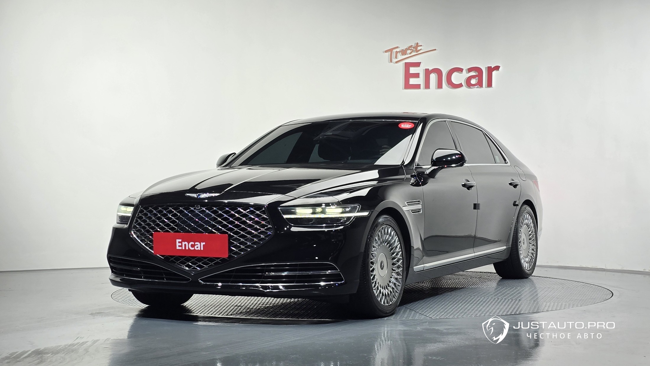 Автомобиль Genesis G90