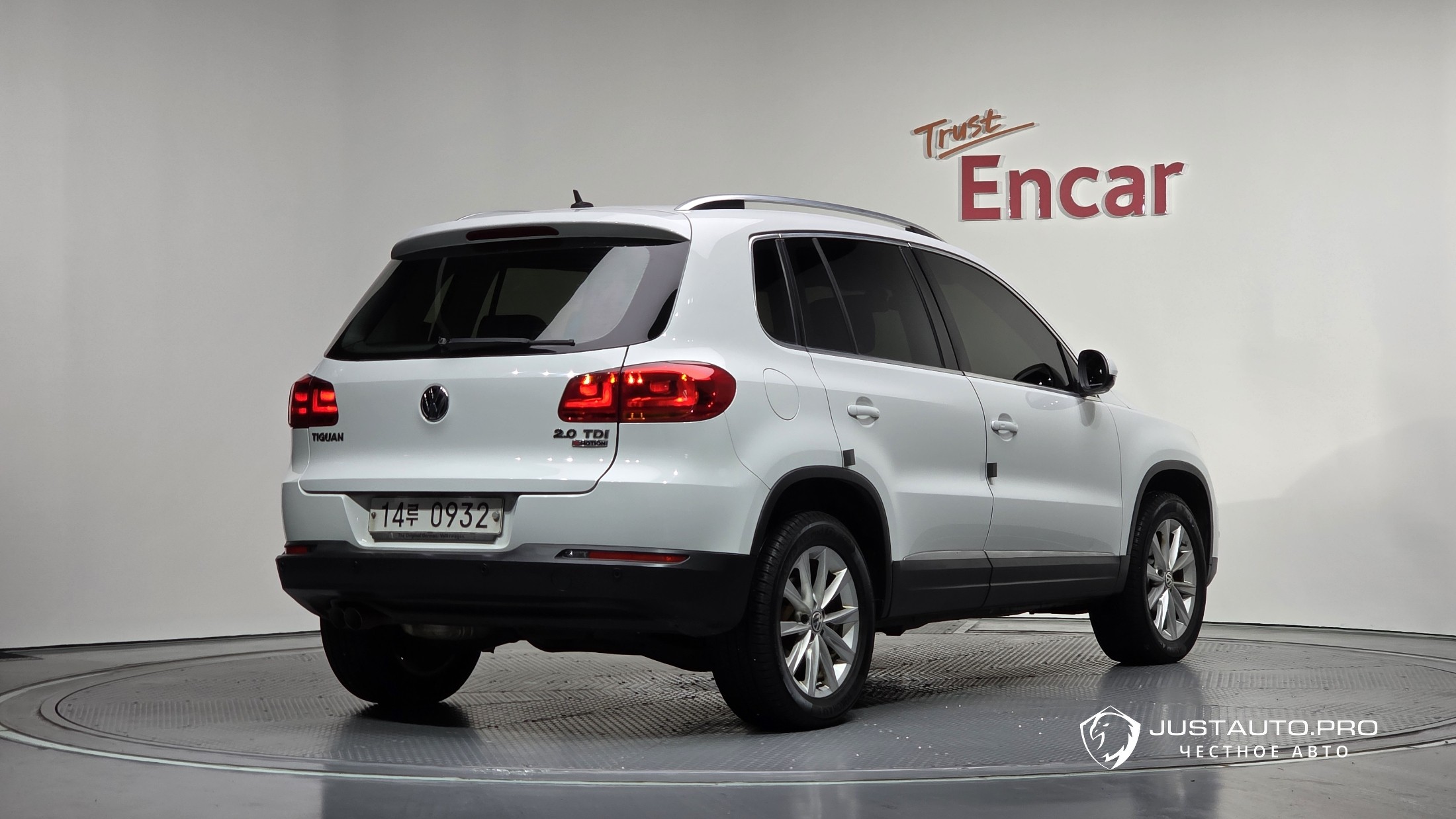 Автомобиль Volkswagen Tiguan