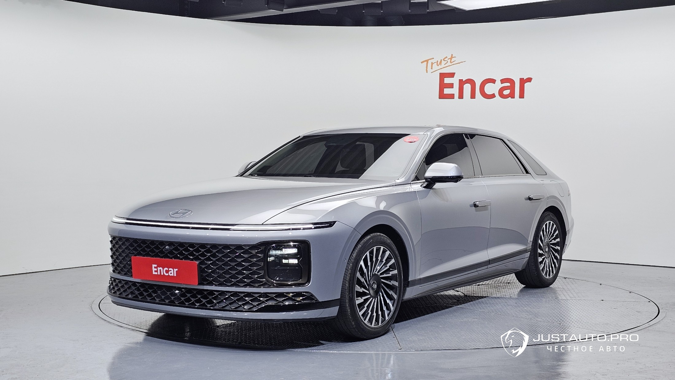 Автомобиль Hyundai Grandeur