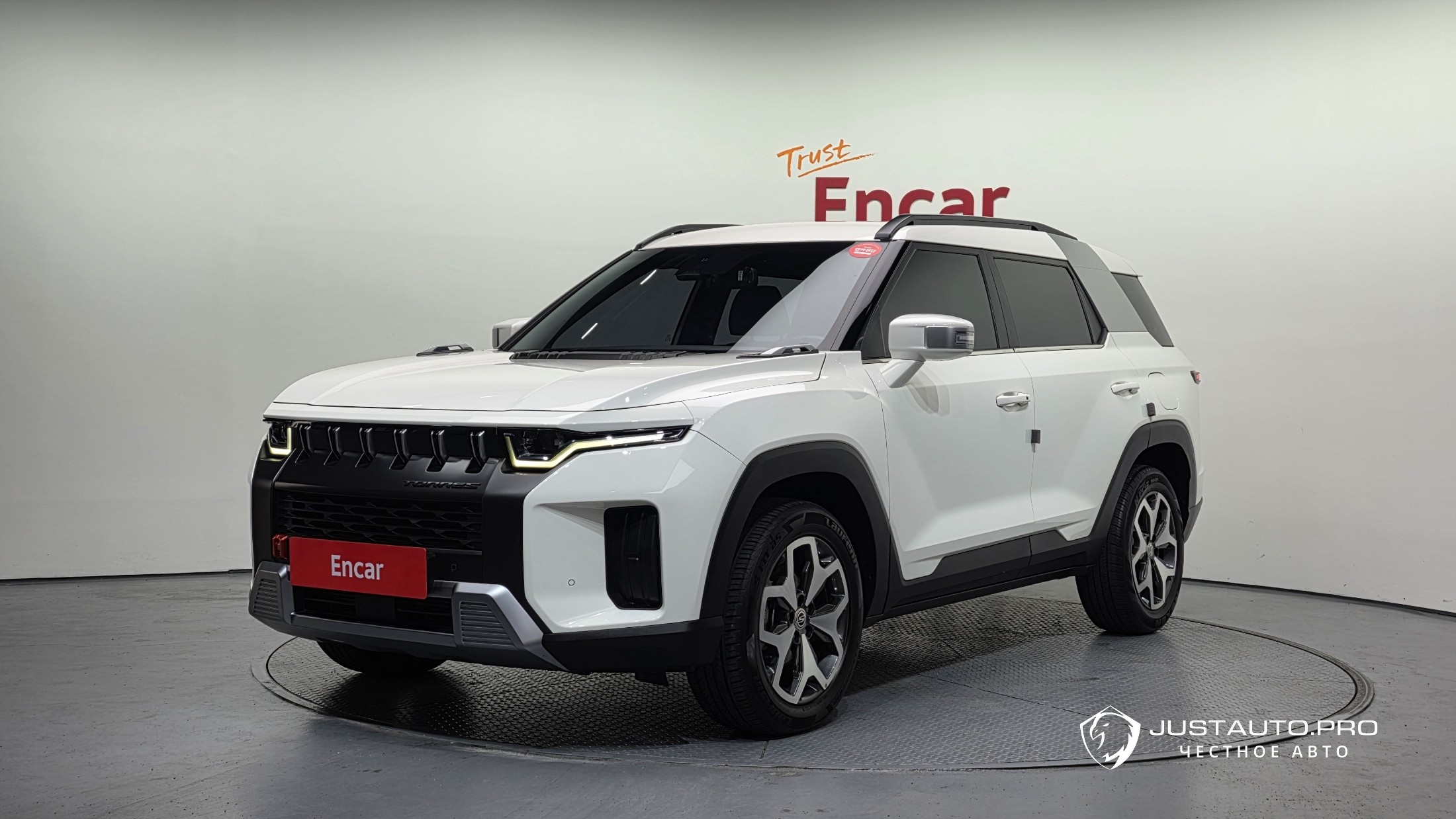 Автомобиль KG_Mobility_Ssangyong Torres