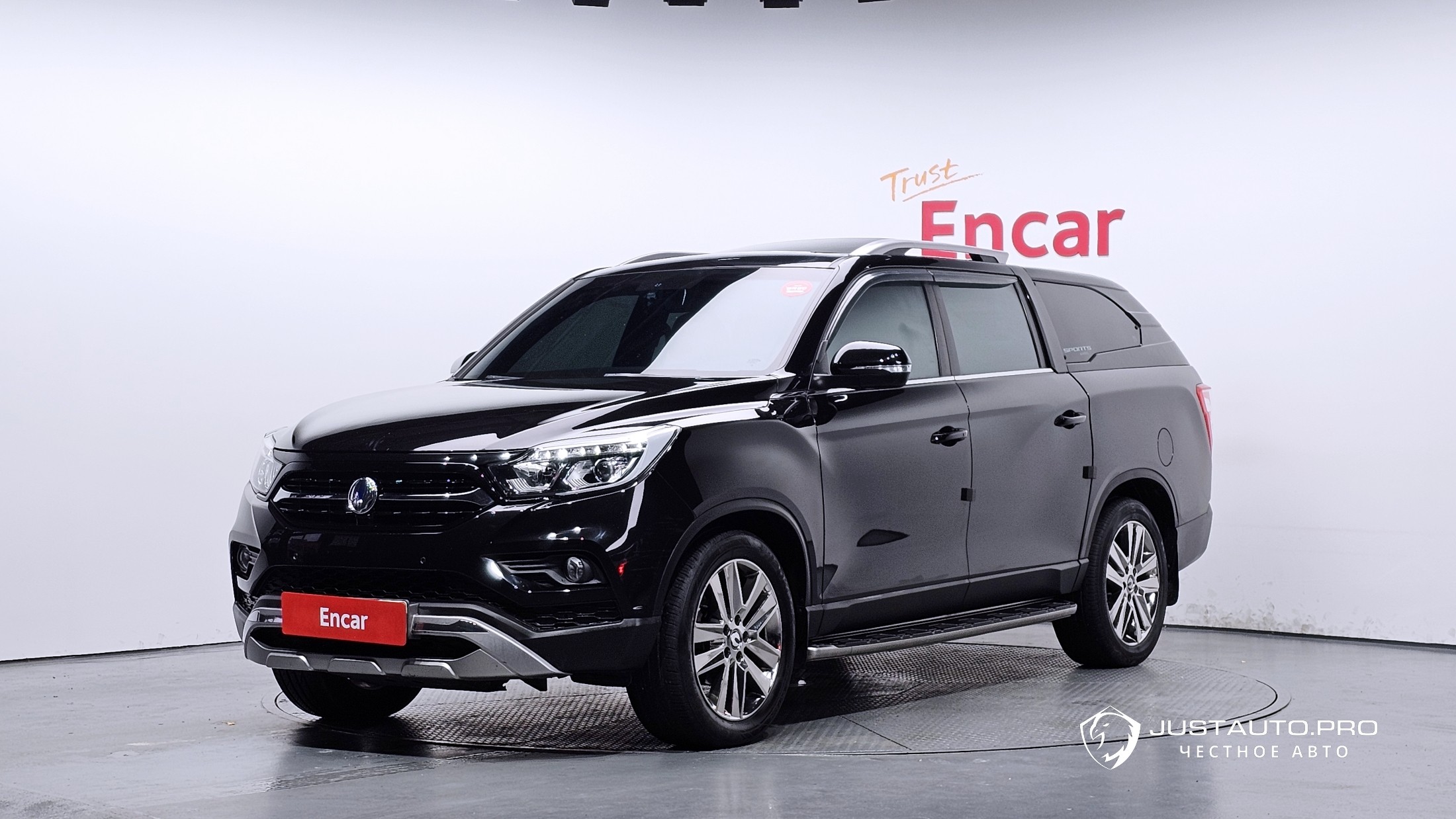 Автомобиль KG_Mobility_Ssangyong Rexton