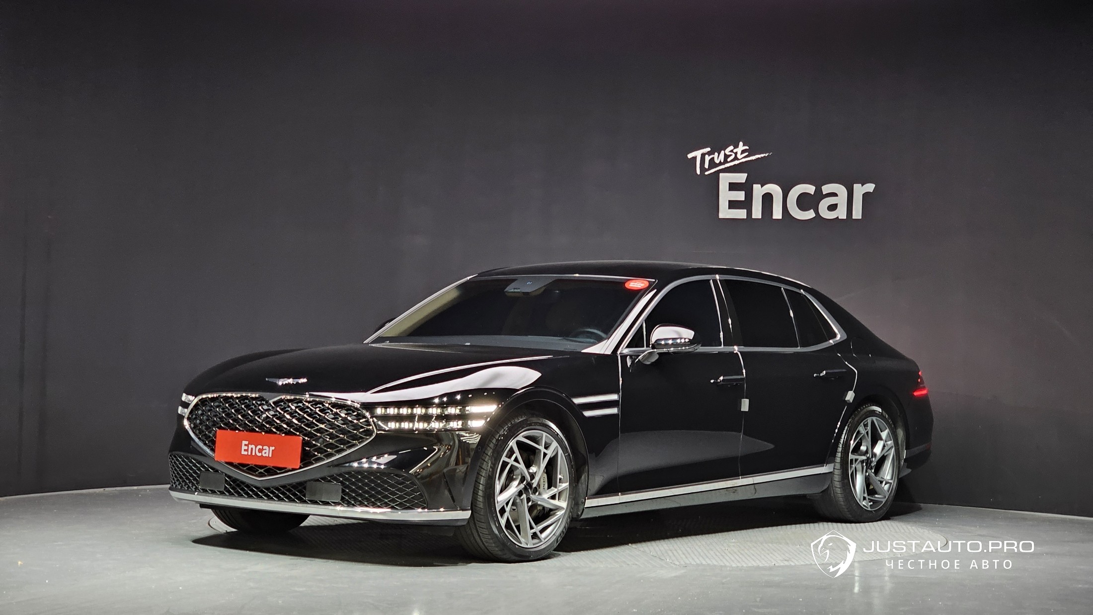 Автомобиль Genesis G90