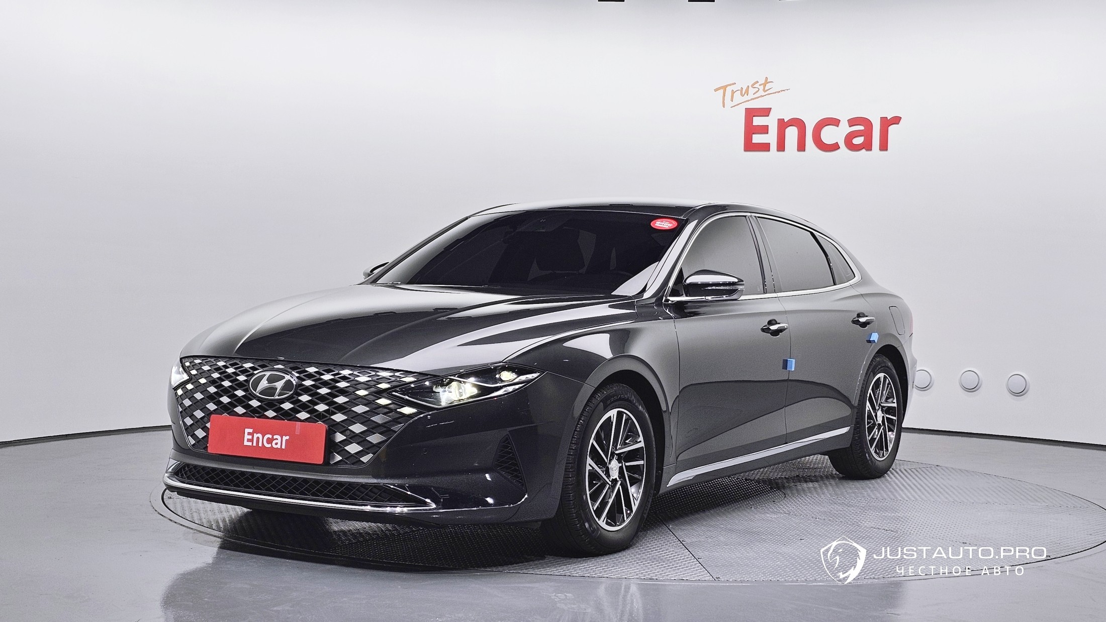 Автомобиль Hyundai Grandeur