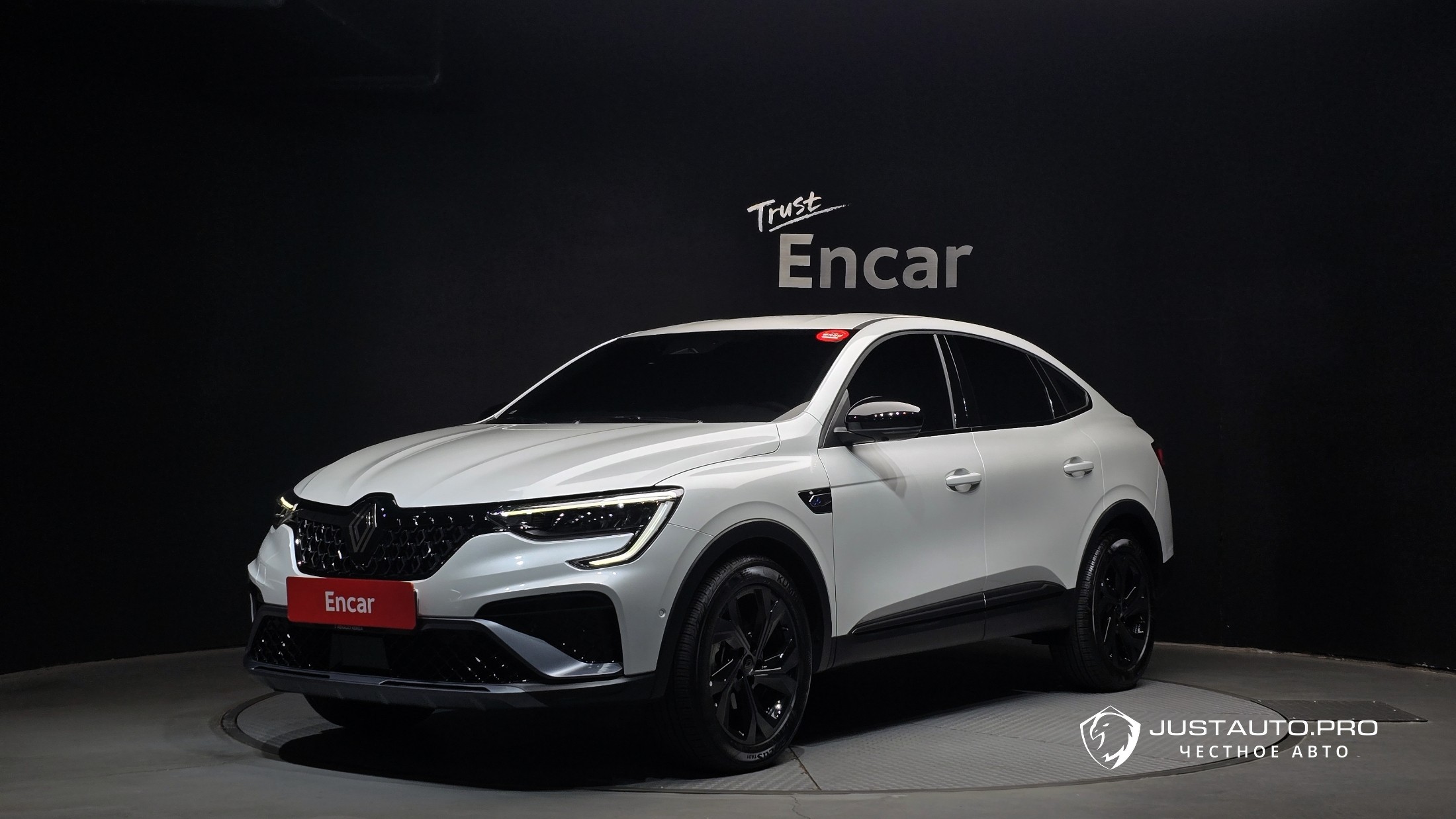 Автомобиль Renault-KoreaSamsung Arkana