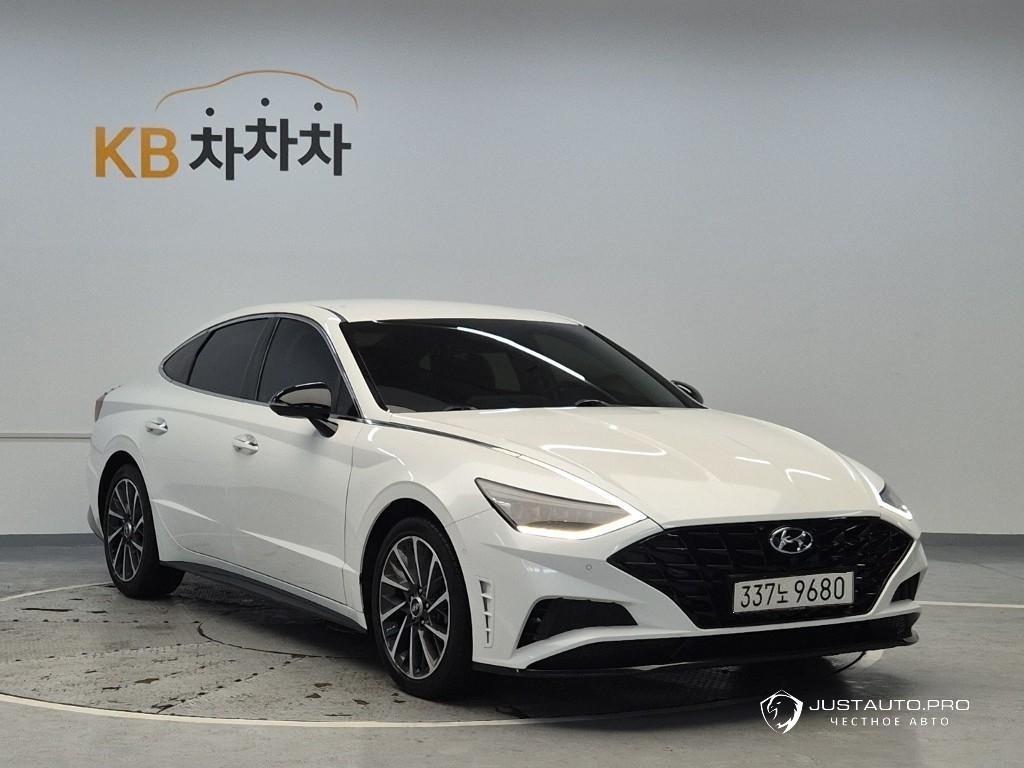 Автомобиль Hyundai Sonata