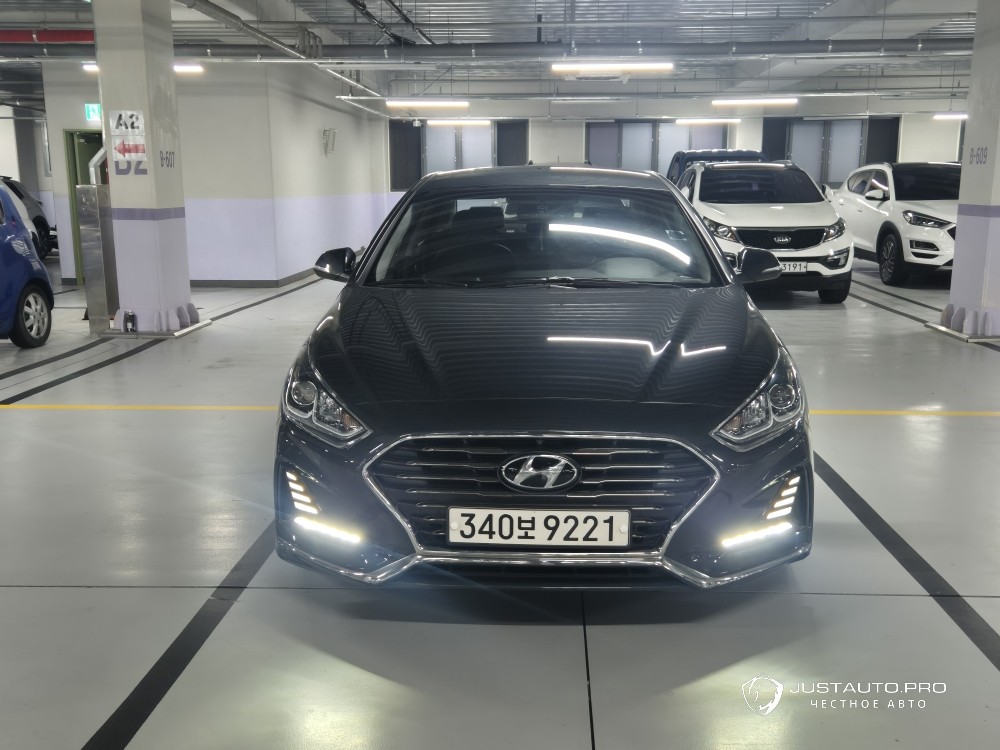 Автомобиль Hyundai Sonata