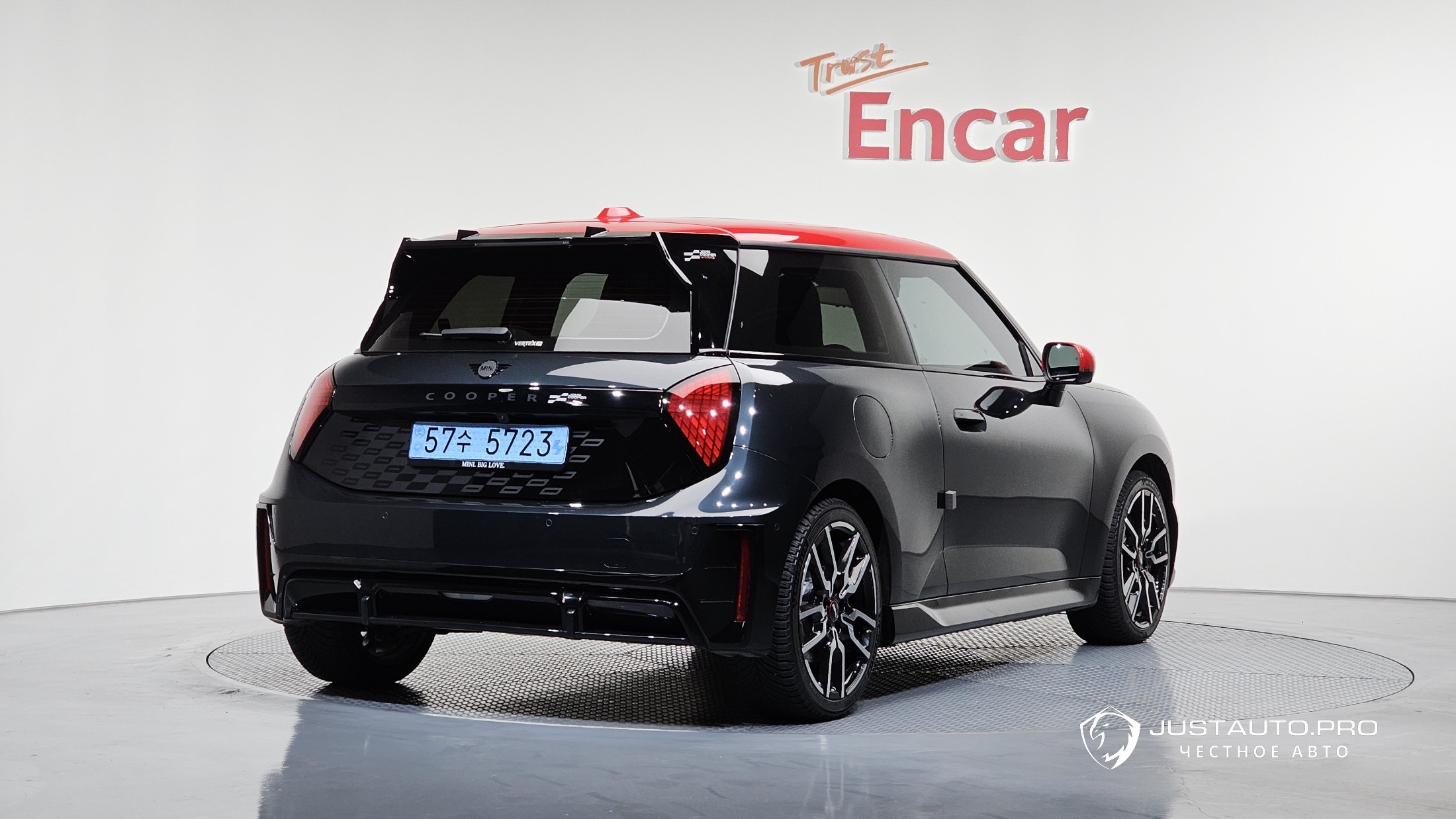 Автомобиль Mini Cooper