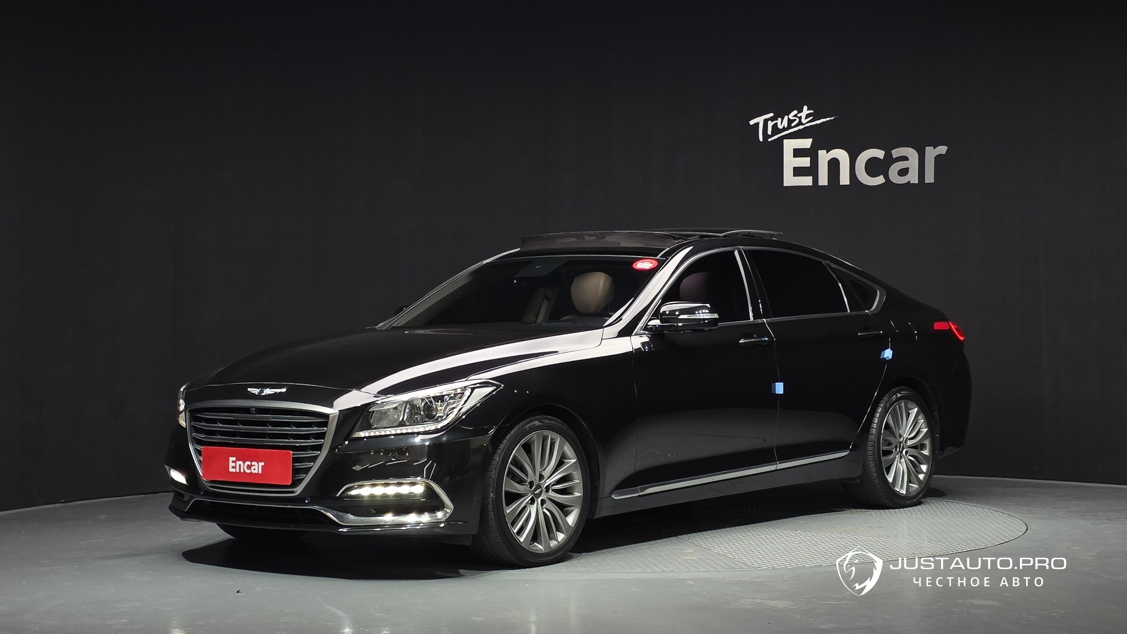 Автомобиль Genesis G80