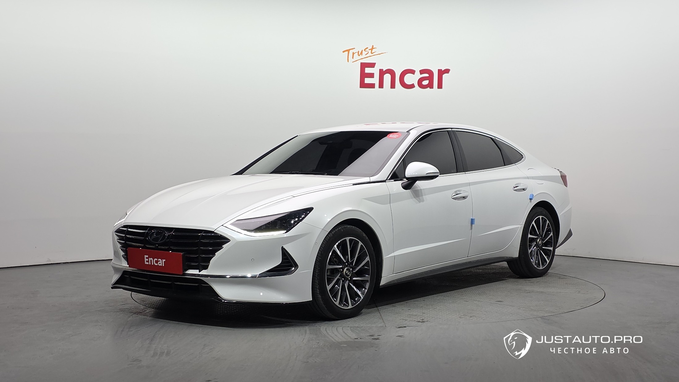 Автомобиль Hyundai Sonata