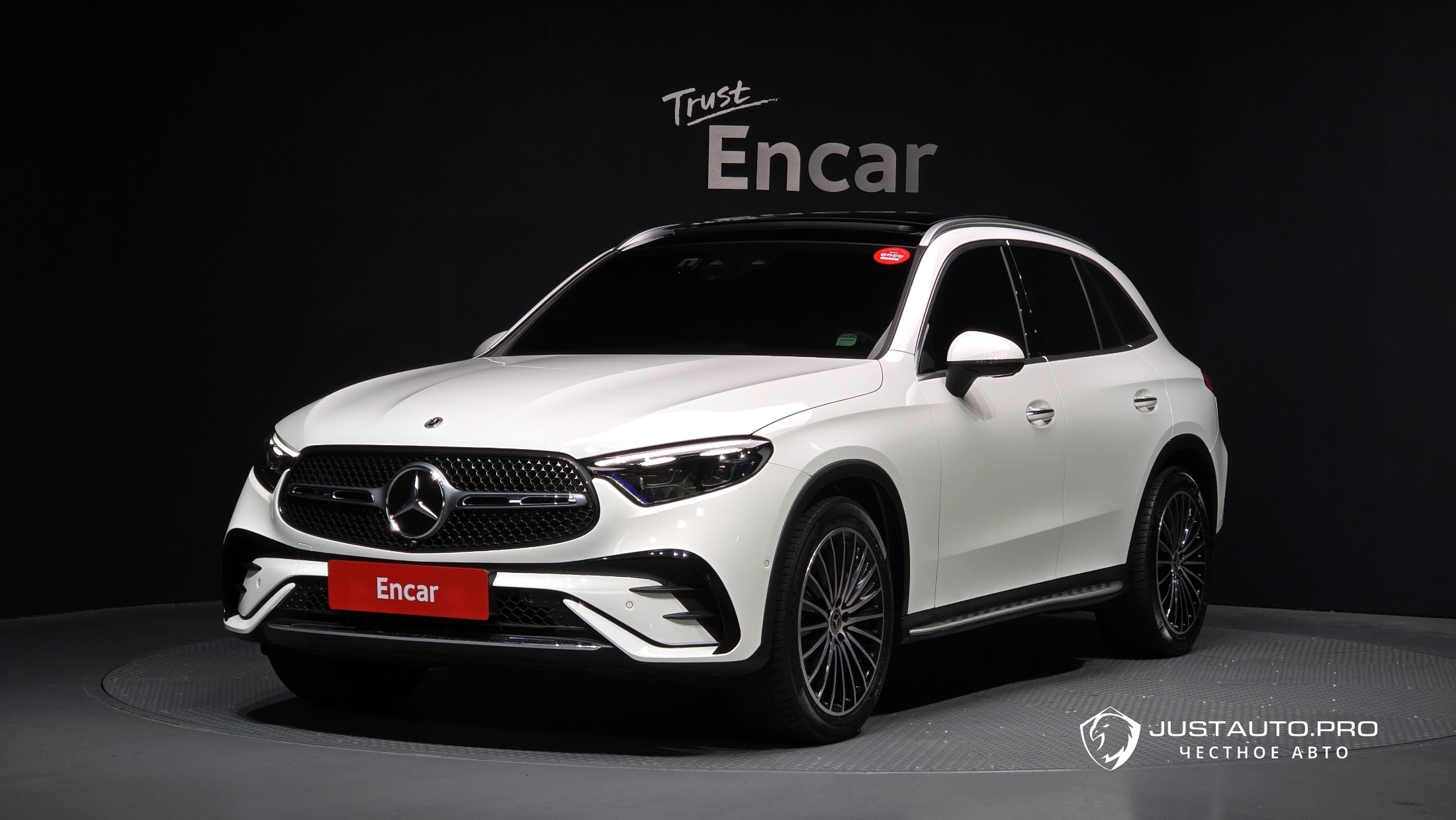 Автомобиль Mercedes-Benz GLC-Class