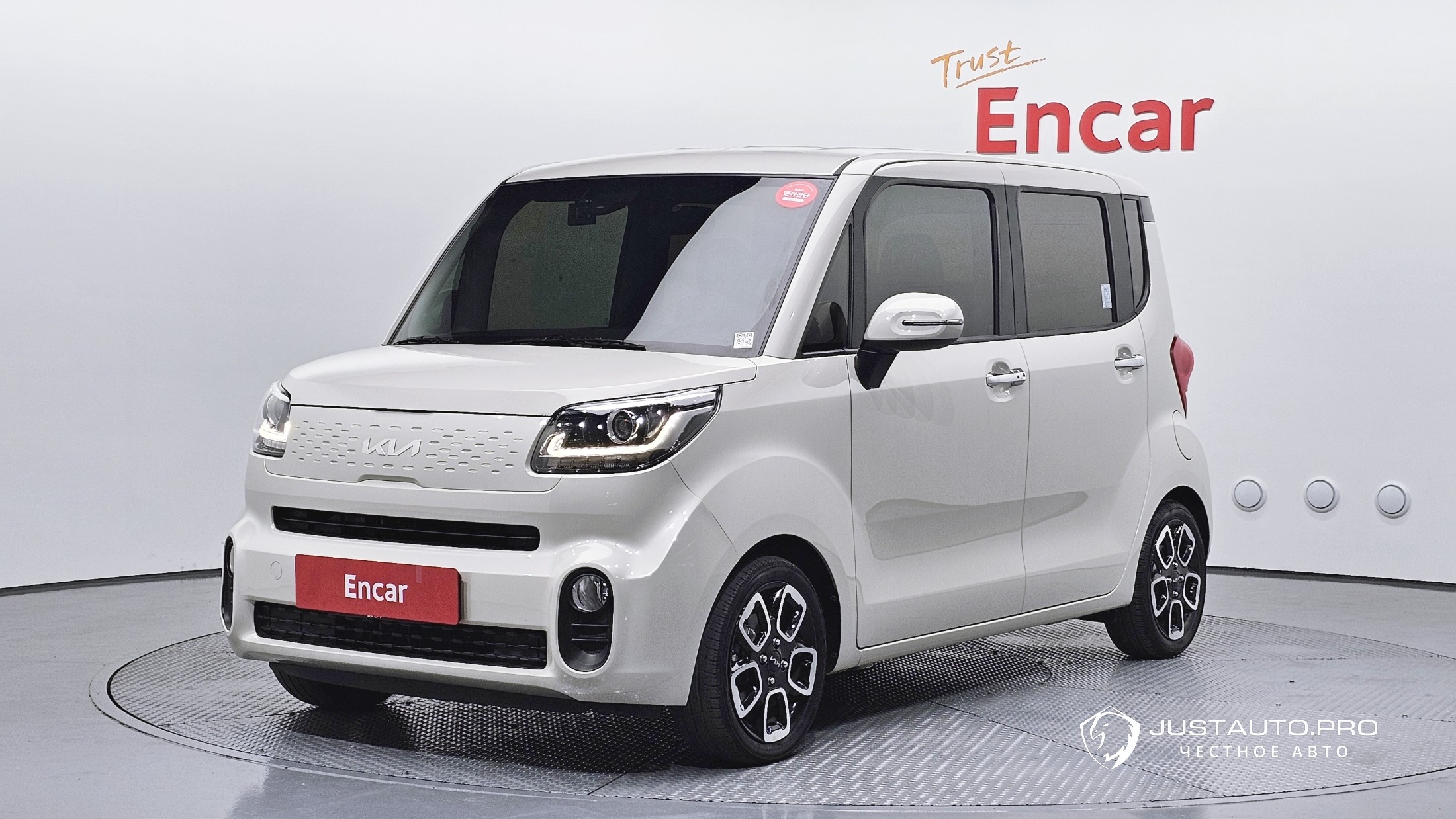 Автомобиль Kia RAY