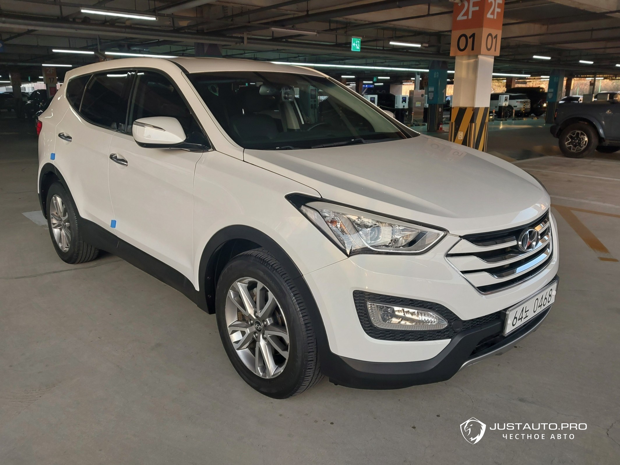 Автомобиль Hyundai Santafe