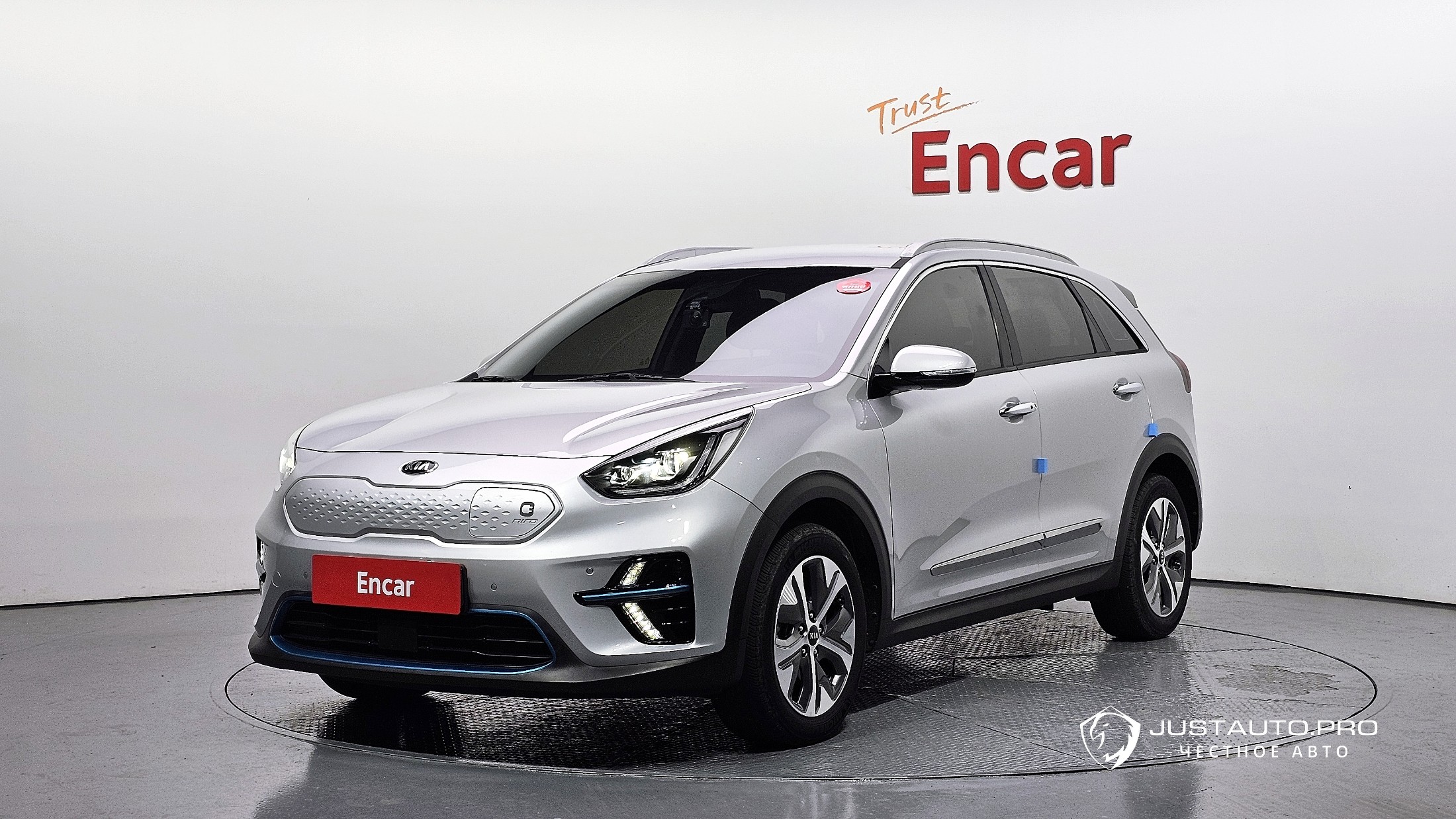Автомобиль Kia Niro